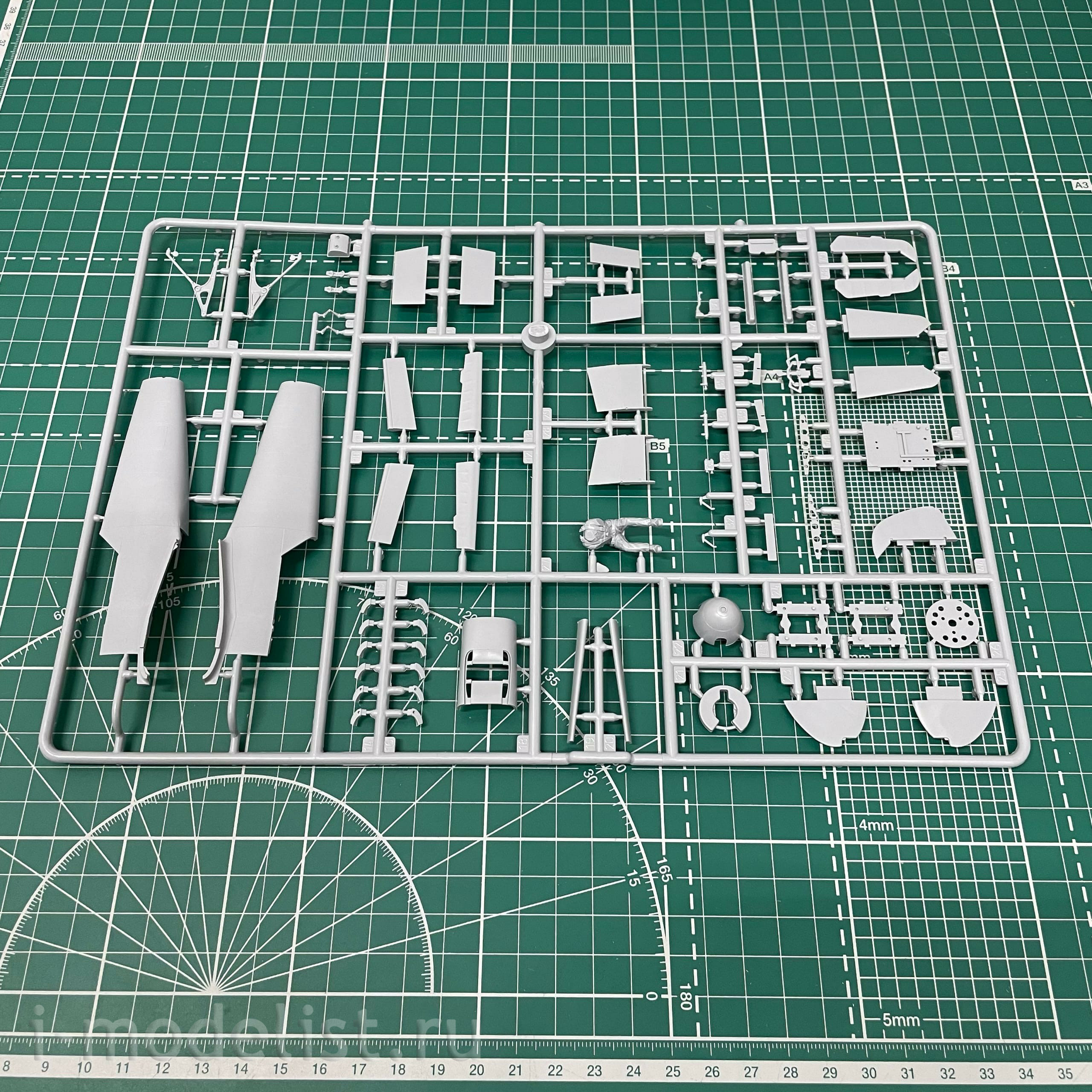 4816 Zvezda 1/48 German fighter jet Messerschmitt BF-109G6