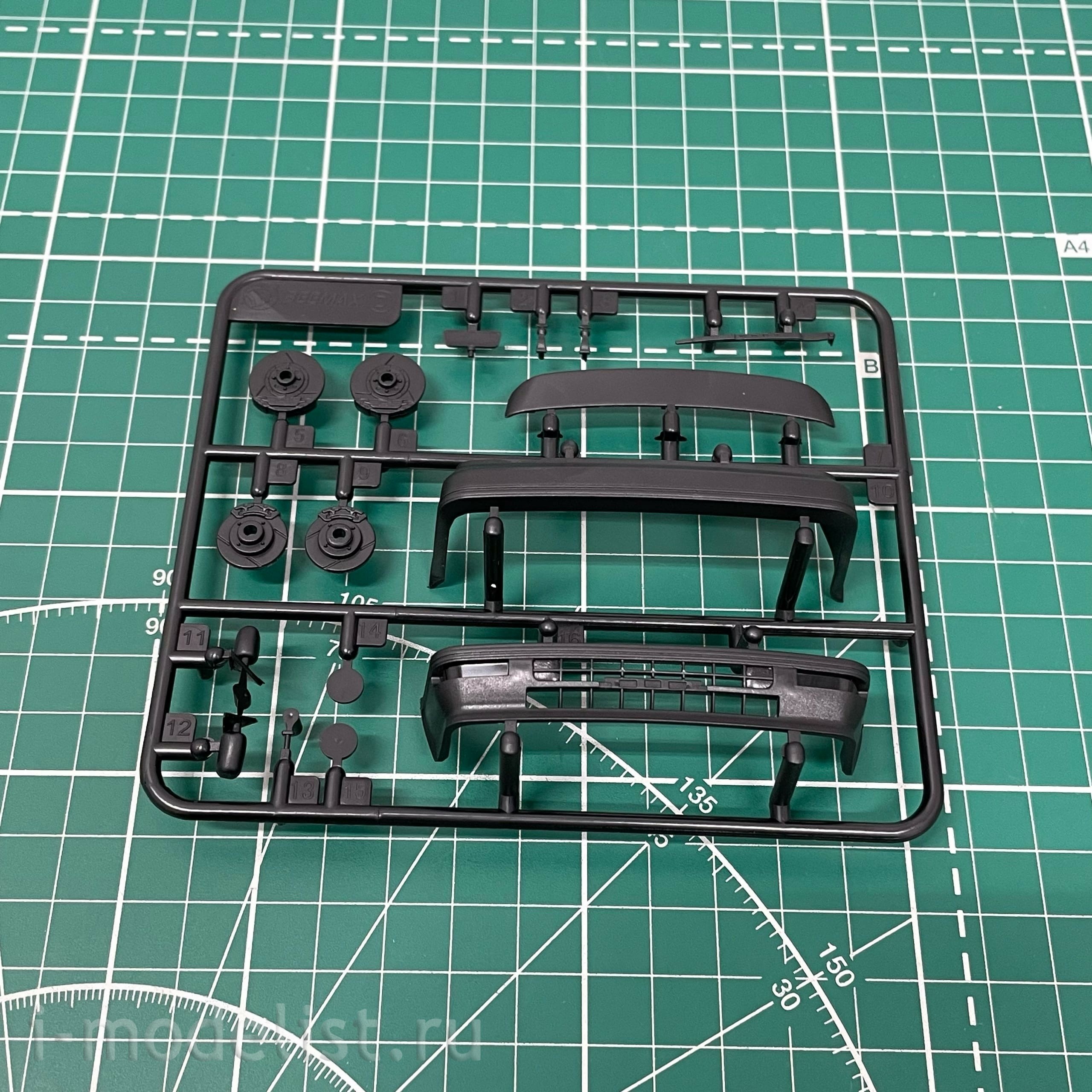 PN24025 NuNu 1/24 Toyota Corolla AE92 '91 JTC Autopolis
