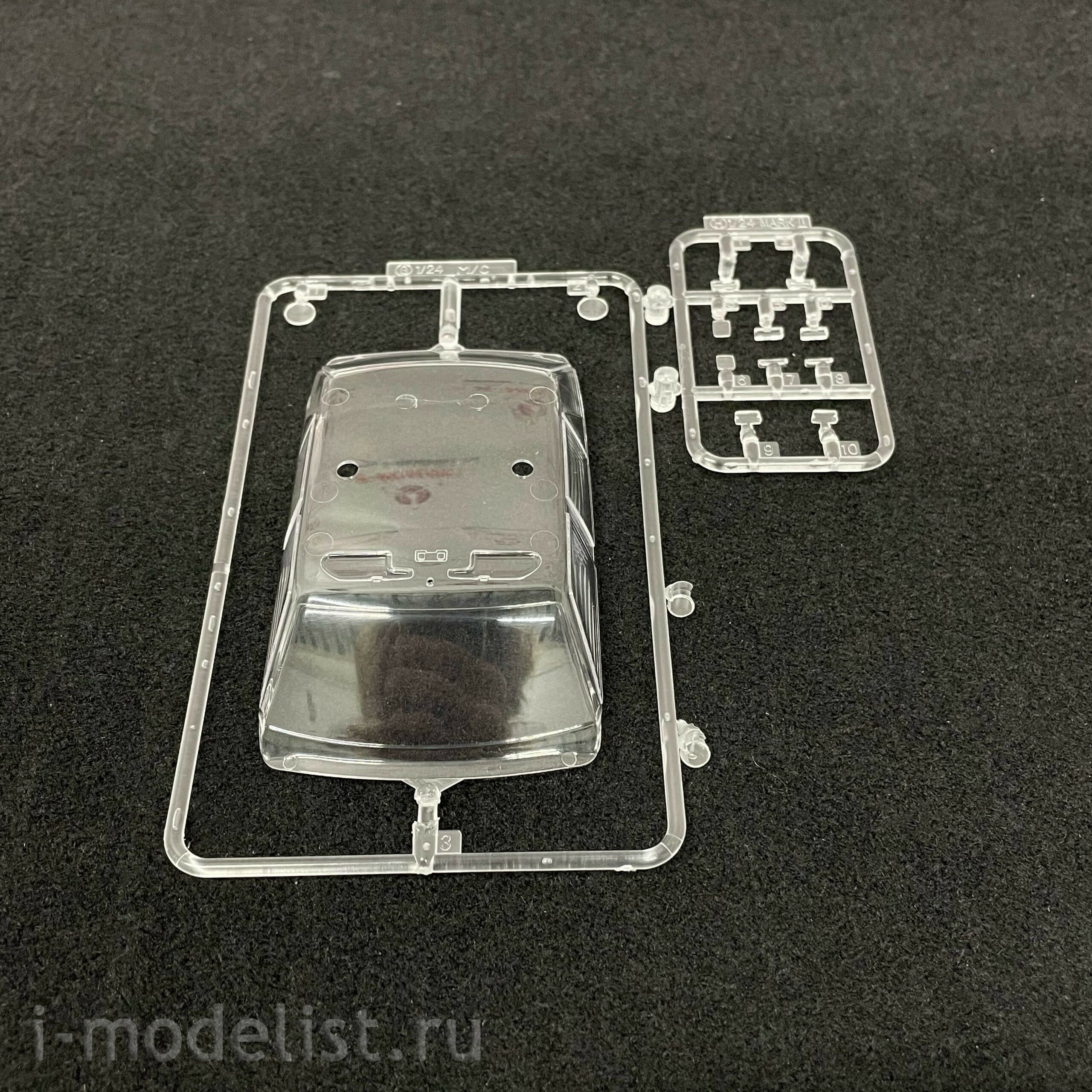 03873 Fujimi 1/24 Toyota Corona Mark II Grande 4Dr Sedan (X30)