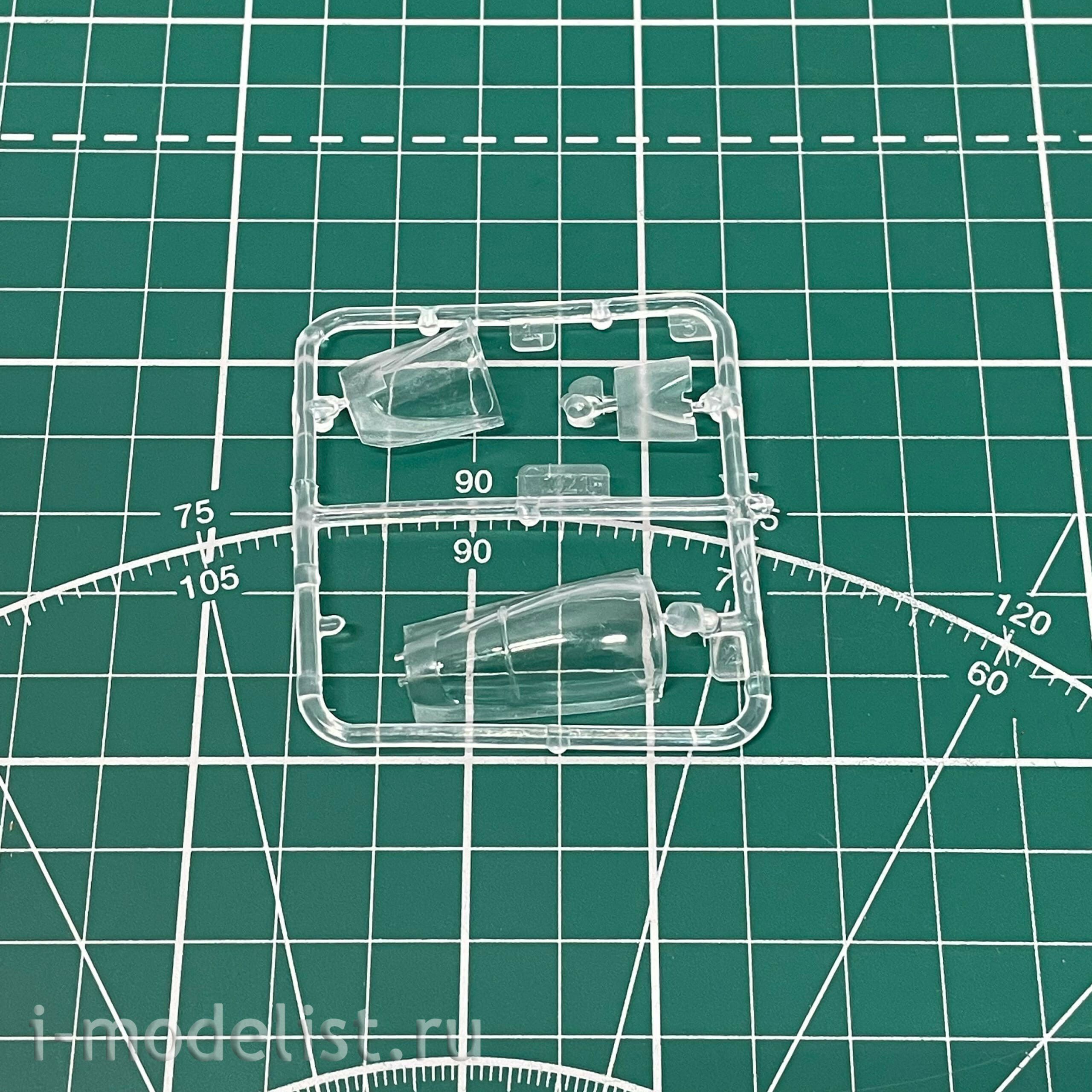 7215П Zvezda 1/72 Подарочный набор: Российский сверхманевренный истребитель пятого поколения Су-47 