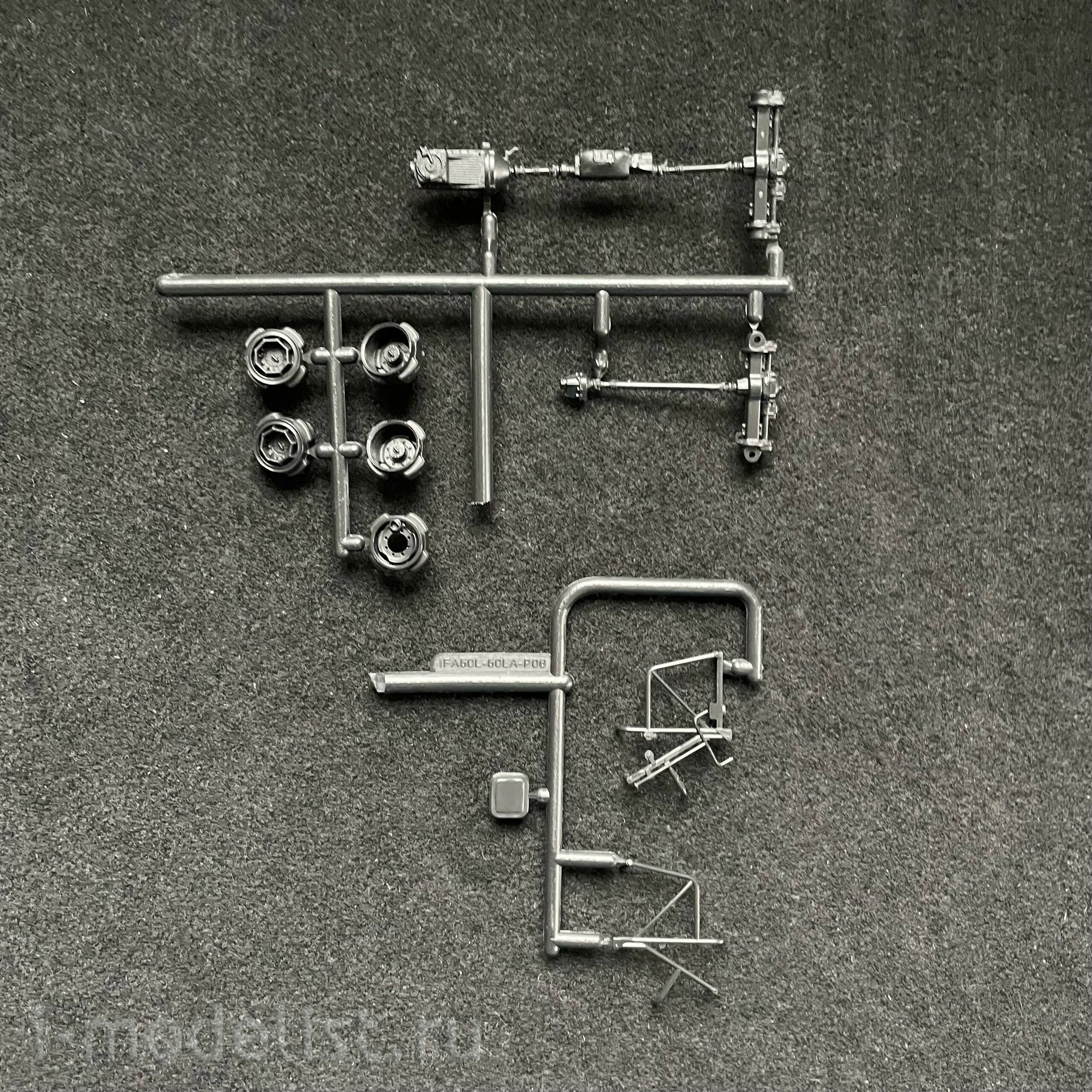 1567AVD AVD Models 1/43 Dump Truck IFA W50LA