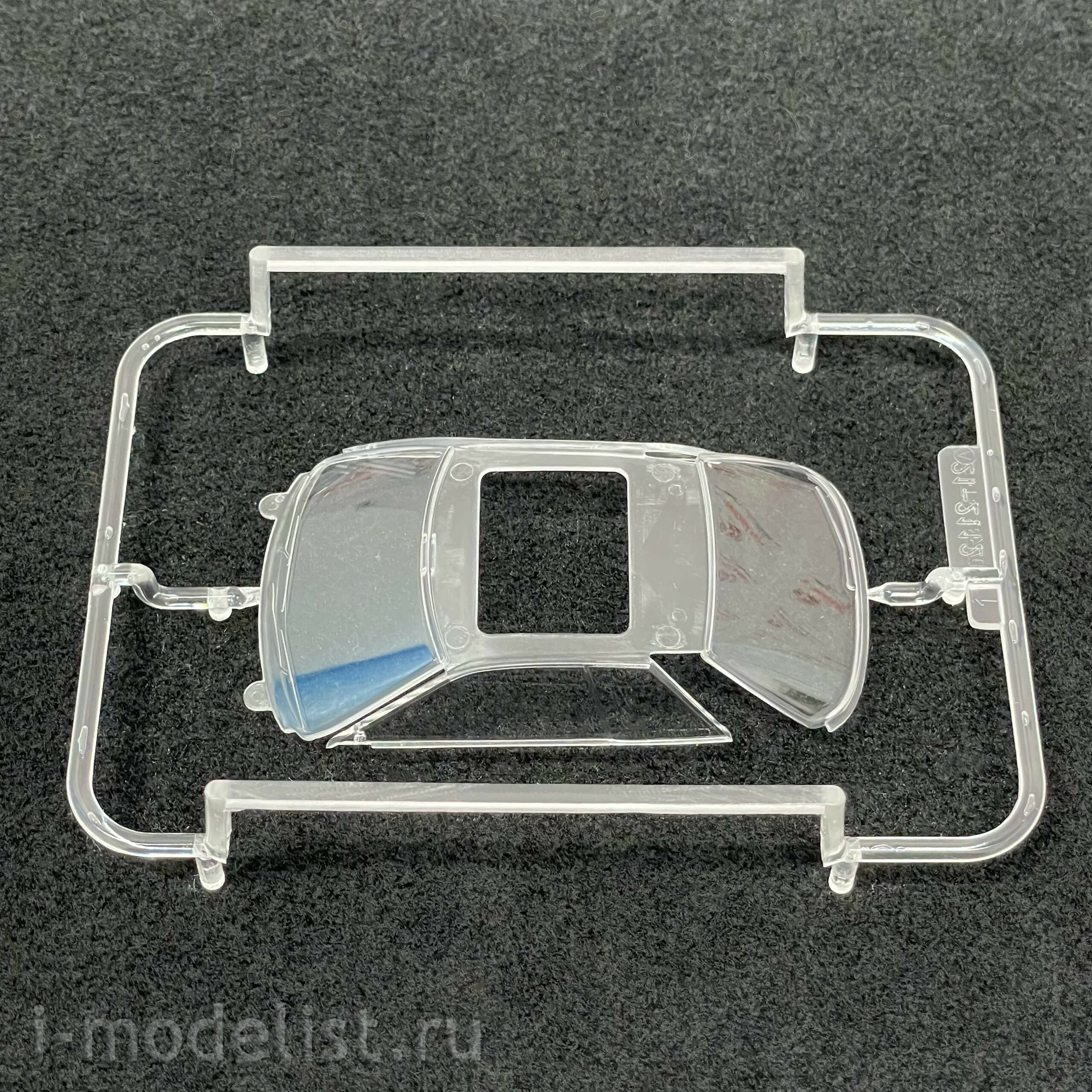 06353 Aoshima 1/32 Car Nissan R32 Skyline GT-R - Blued Gray Metallic (The Snap Kit)