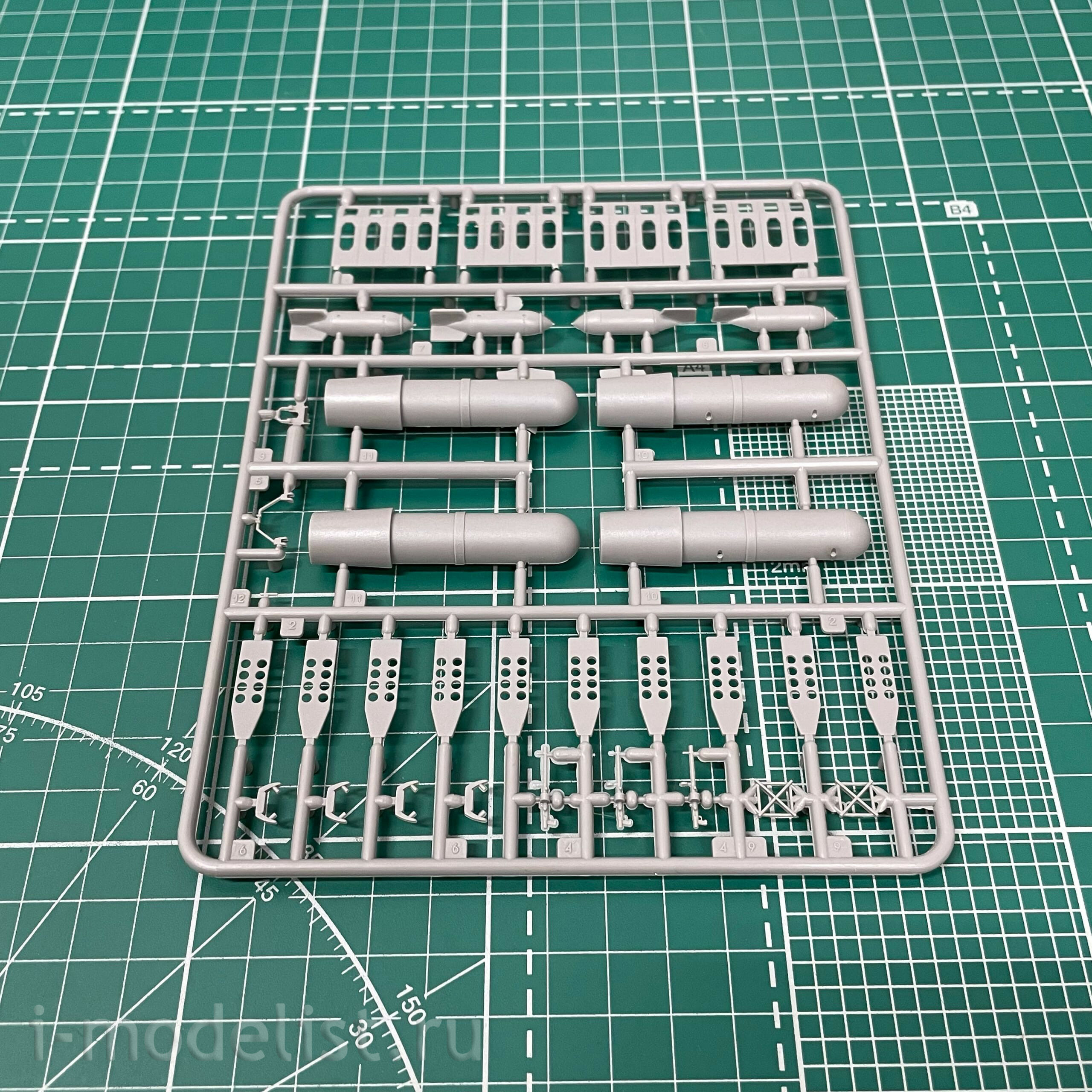 027 Roden 1/72 Heinkel 111e Aircraft