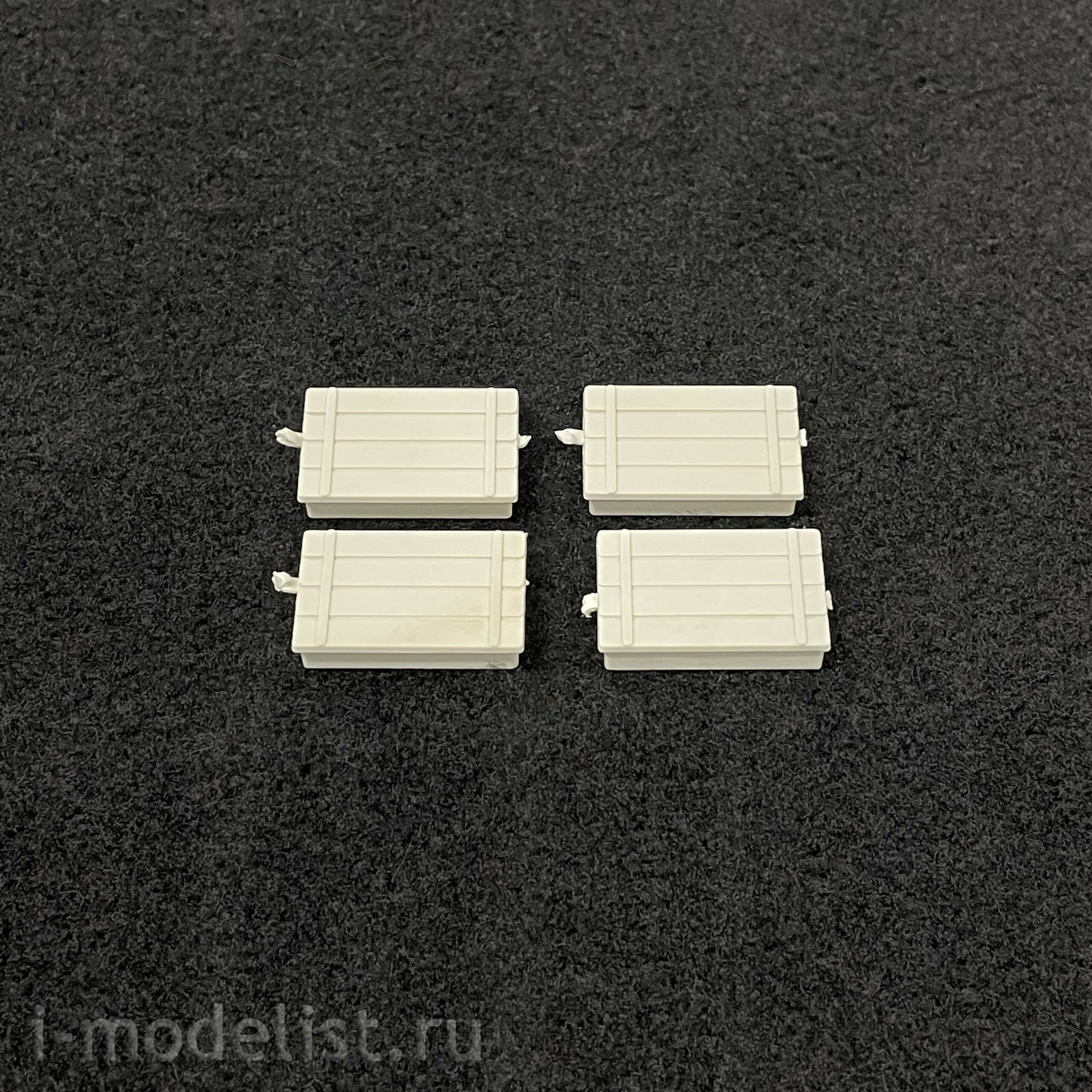 3502 Maket 1/35 Tank 34/85 sample 1945 and a set of accessories