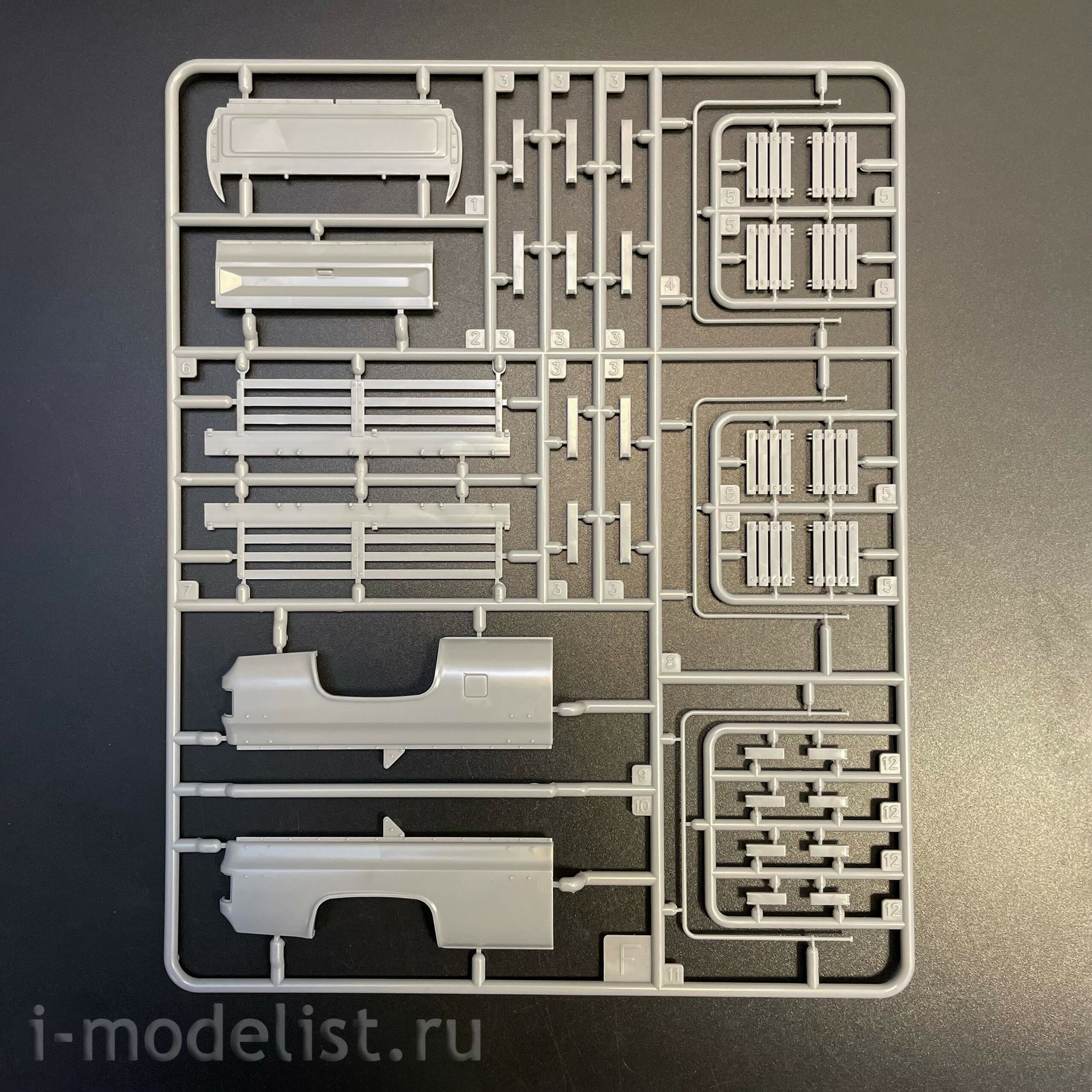 AK35030 AK Interactive 1/35 Броnotранспортер M1008 / M1008 Troop Carrier