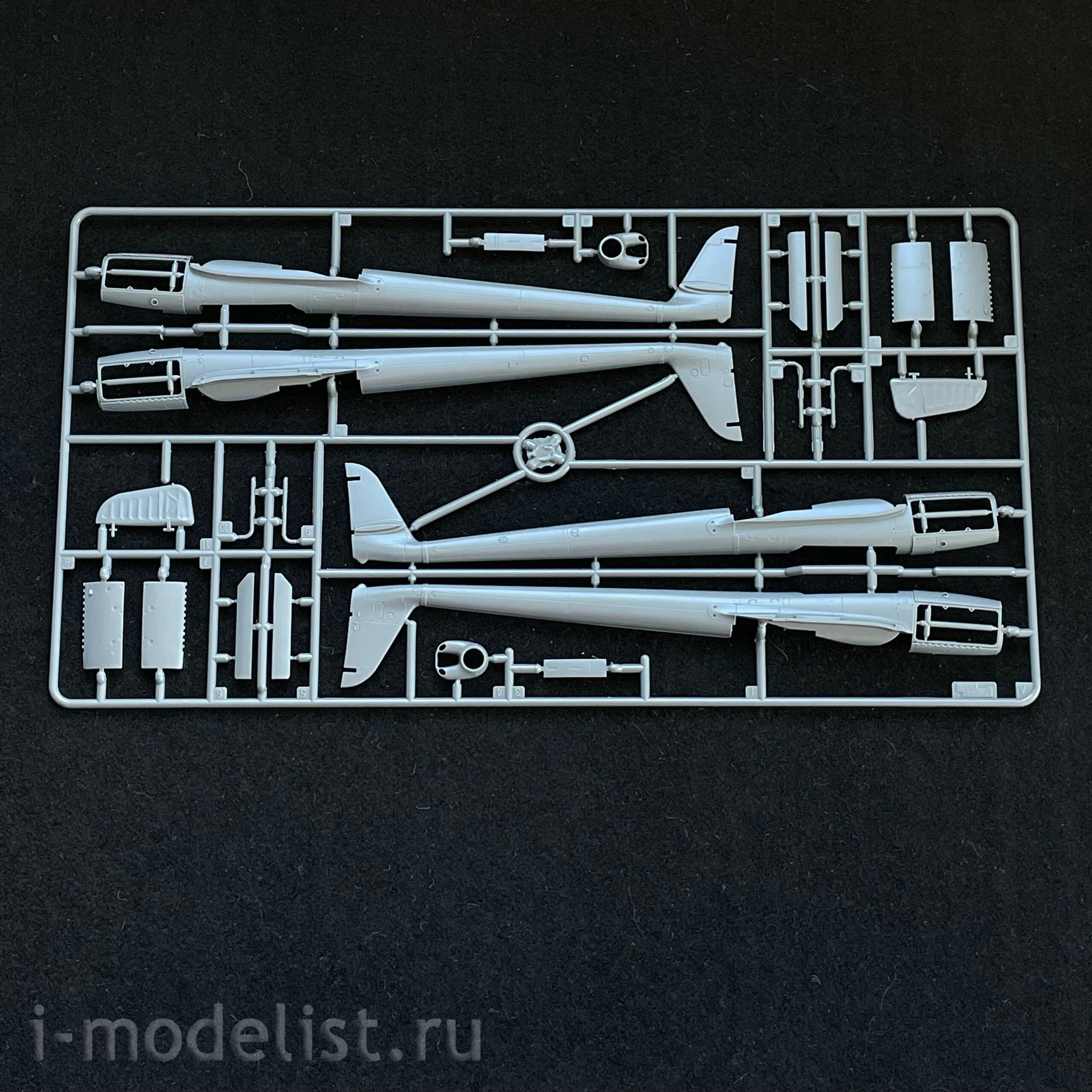 L4801 Great Wall Hobby 1/48 German night fighter Fw 189A-1 UHU