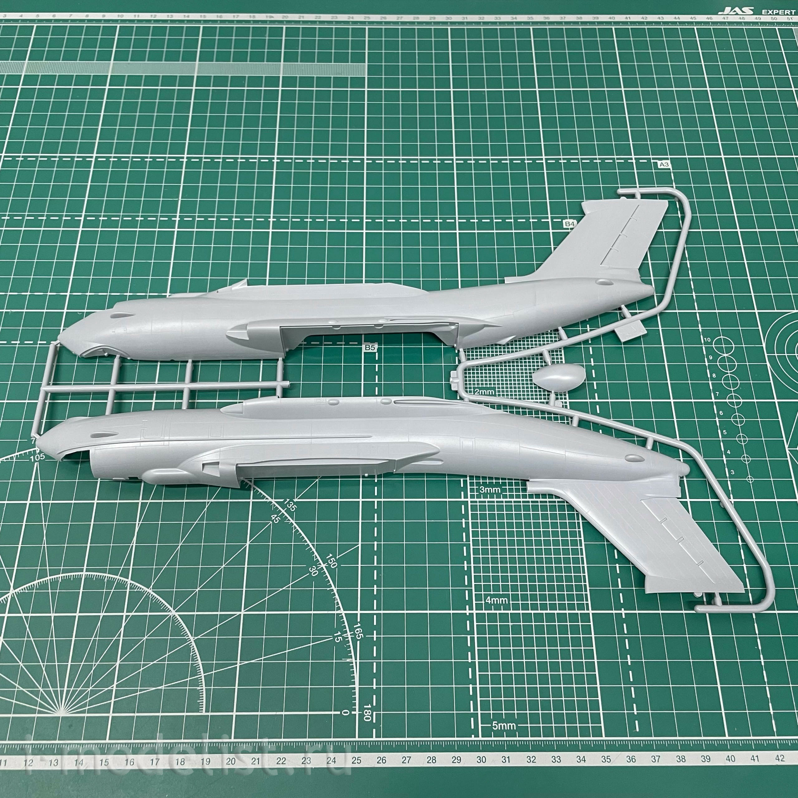 7024 Zvezda 1/144 Russian long-range radar detection and control aircraft A-50