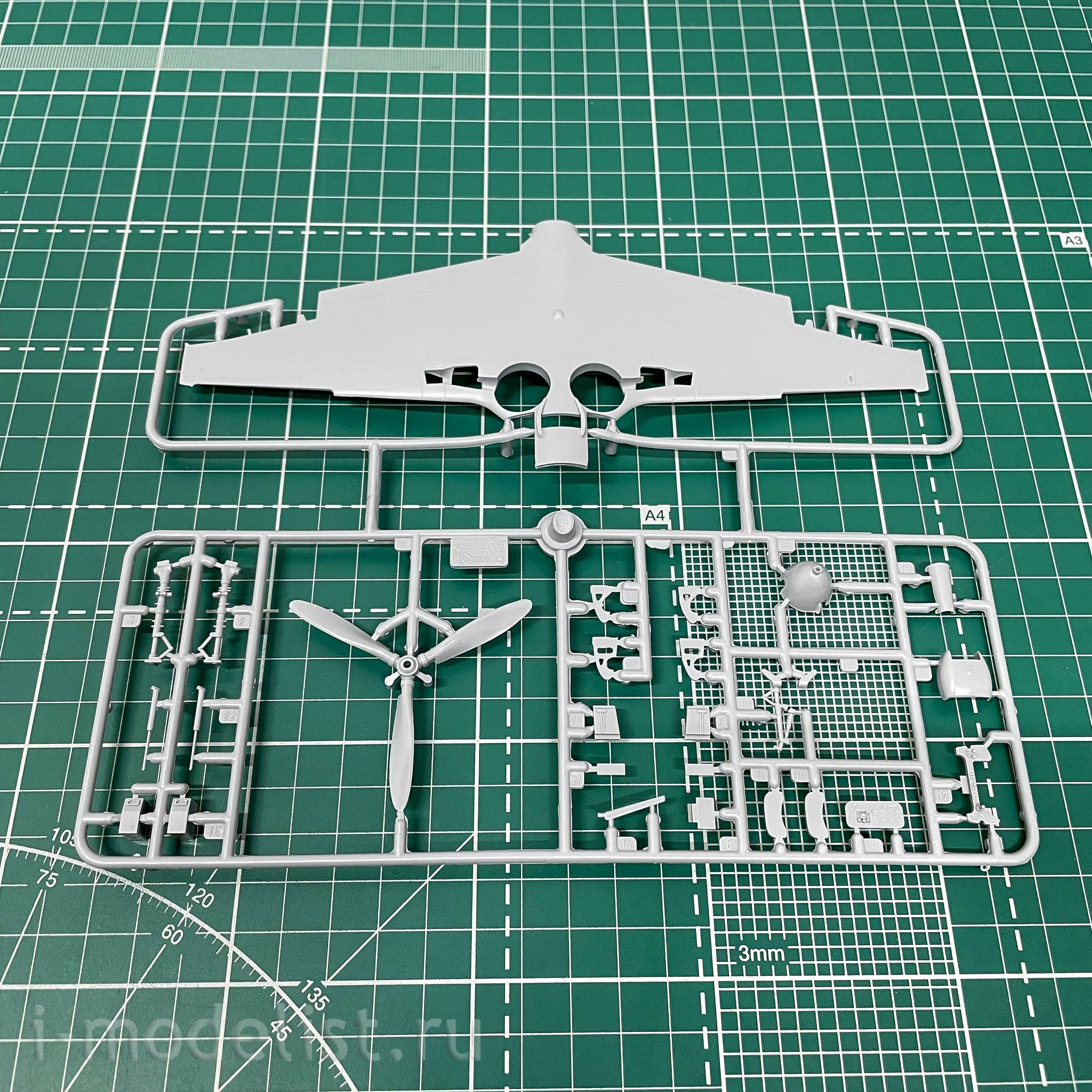 4801 Zvezda 1/48 Lavochkin 