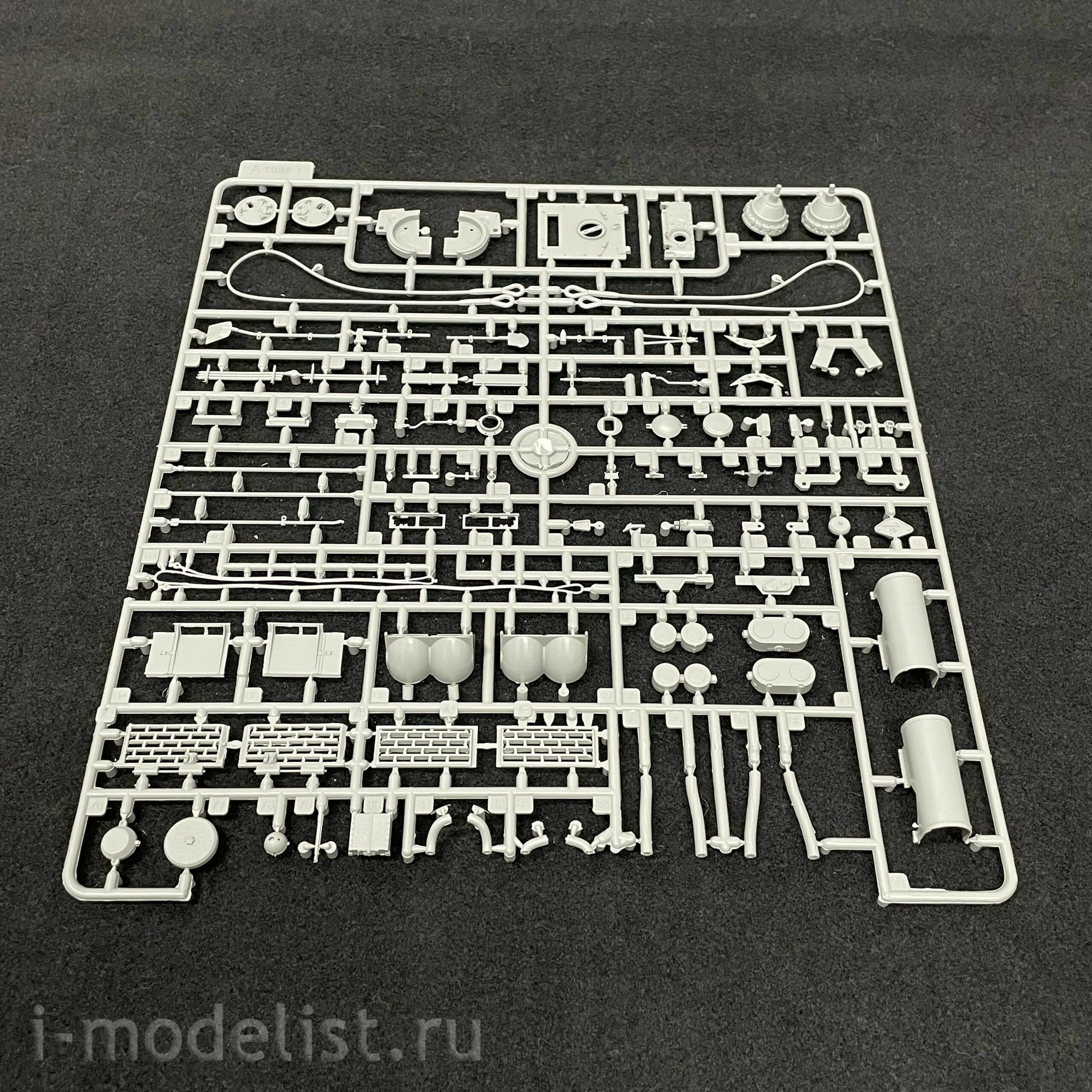 BT-014 Border Model 1/35 Tiger I Tank Initial Production