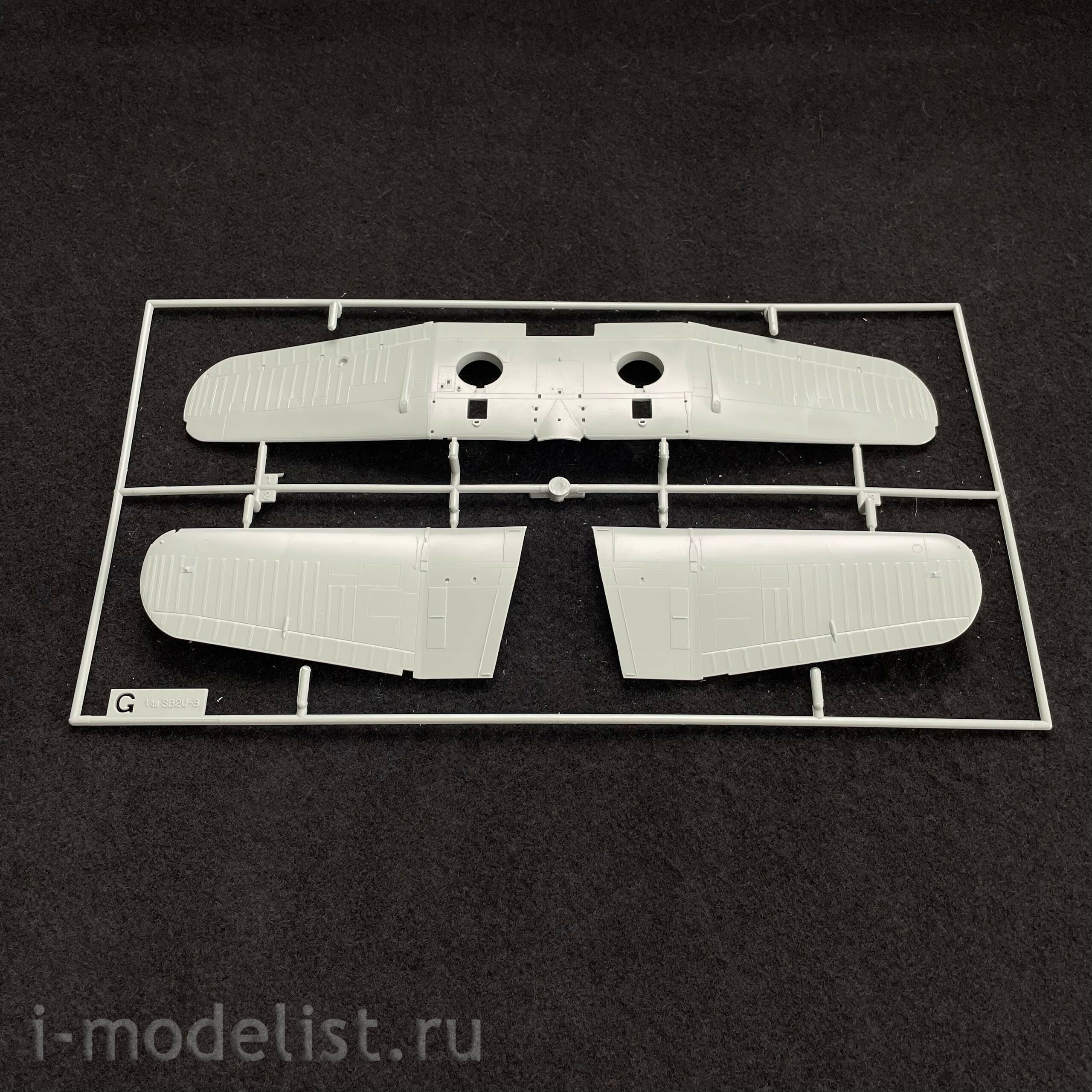 12324 Academy 1/48 SB2U-3 Vindicator Aircraft 