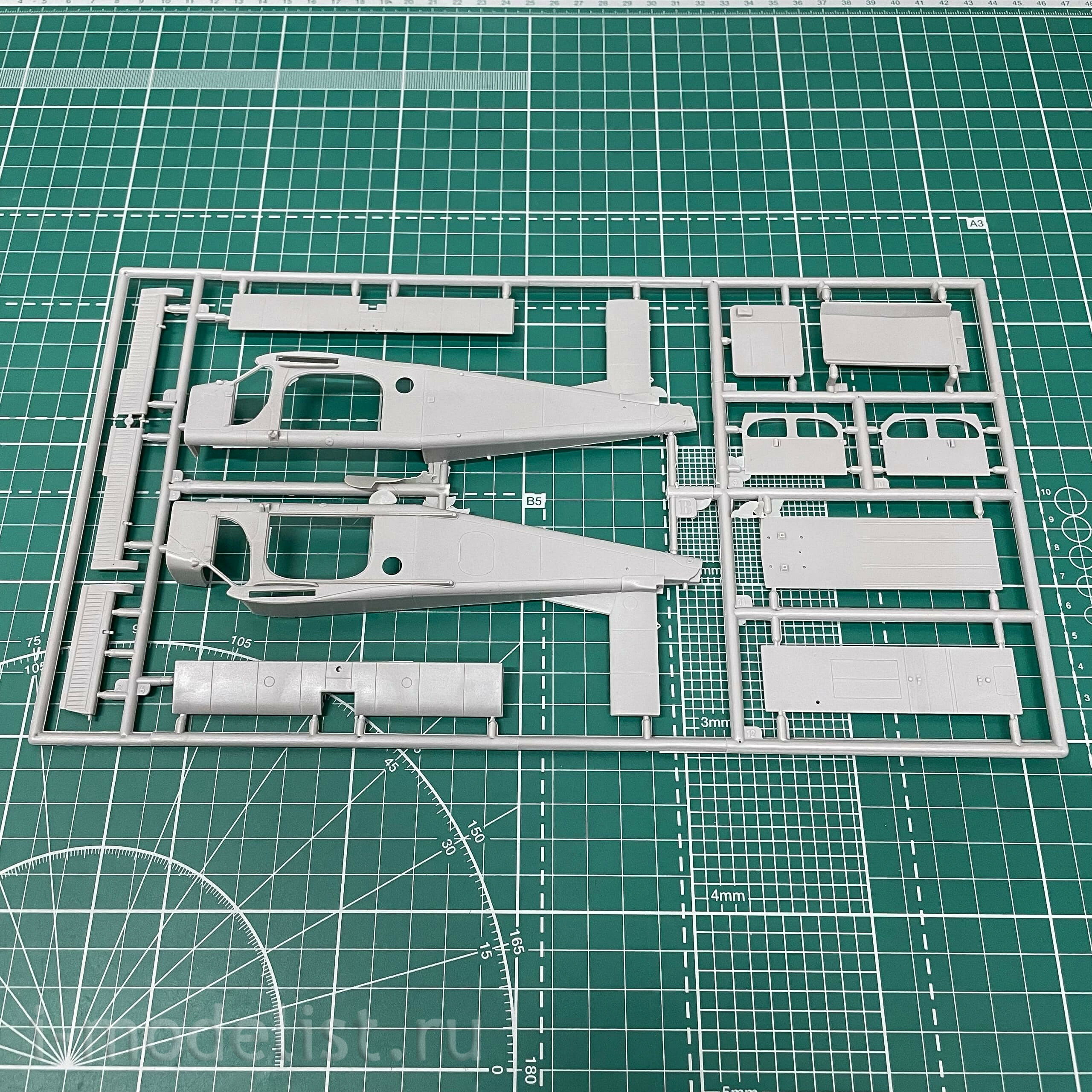 439 Roden 1/48 Fairchild AU-23A Peacemaker