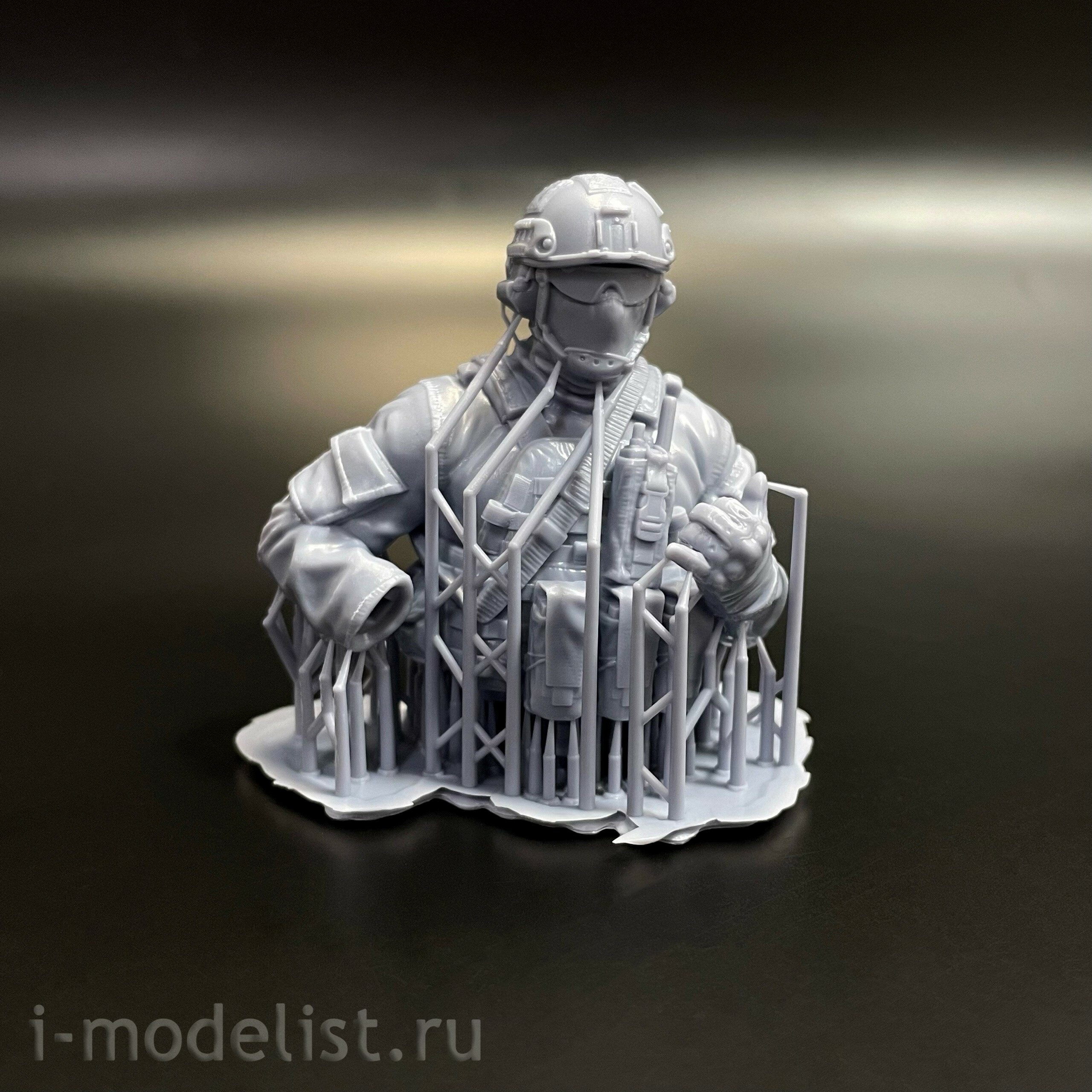 16003 SX-Art 1/16 Бойцы ВС РФ с собакой