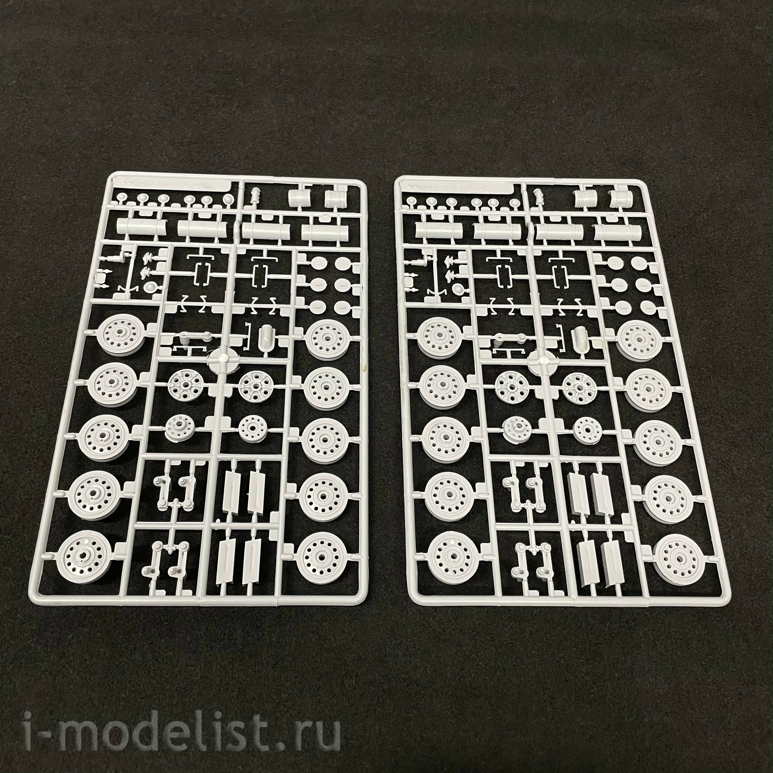 3527 Maket 1/35 Tank 34/85 of early releases of the plant №112 