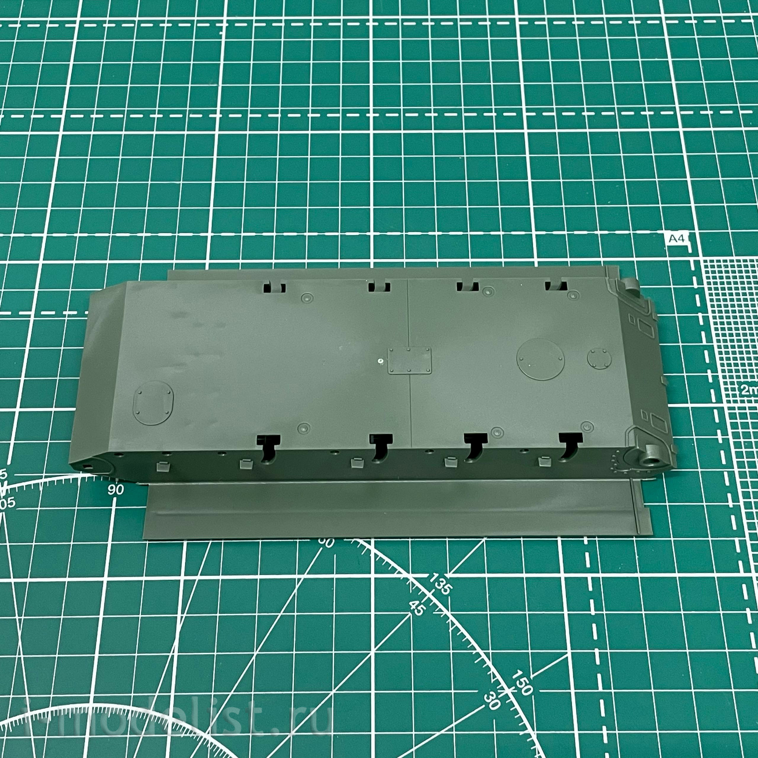 35354 ICM 1/35 Soviet flamethrower tank 2MV 34/76