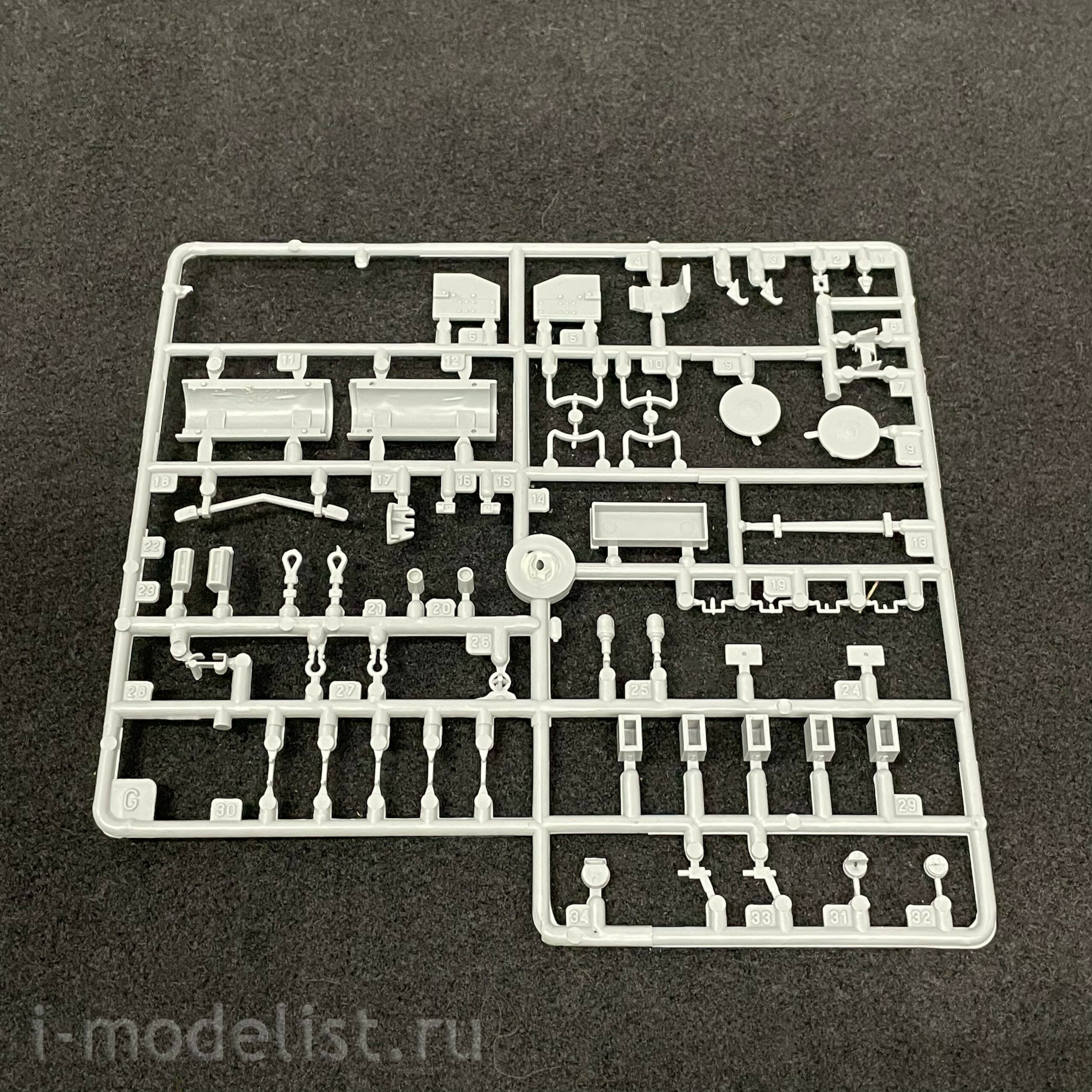 3550 Maket 1/35 British tank Valentine Iv