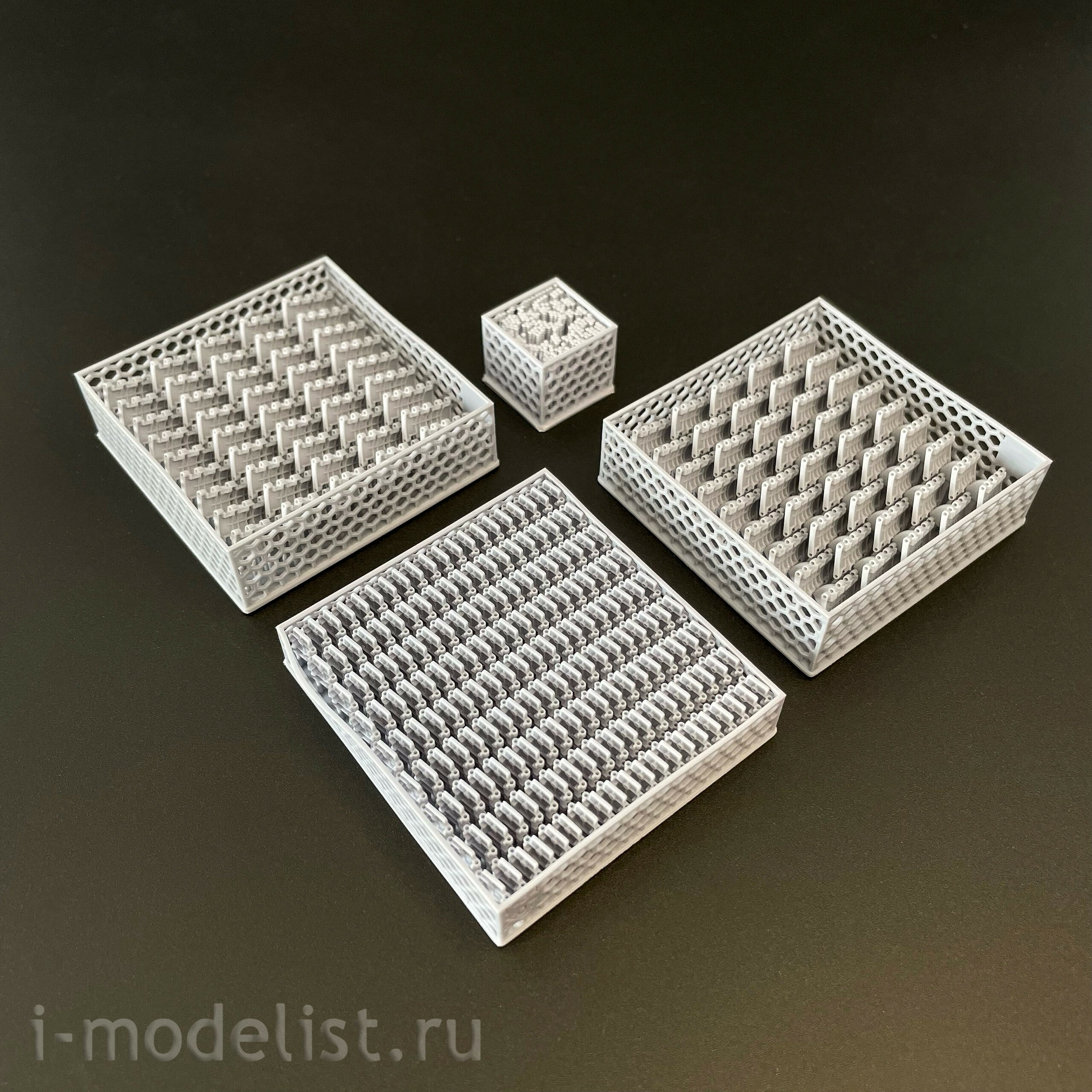 EL35037 GE Models 1/35 Сборные траки Вафельные + разрезные тип 34, Тип 2