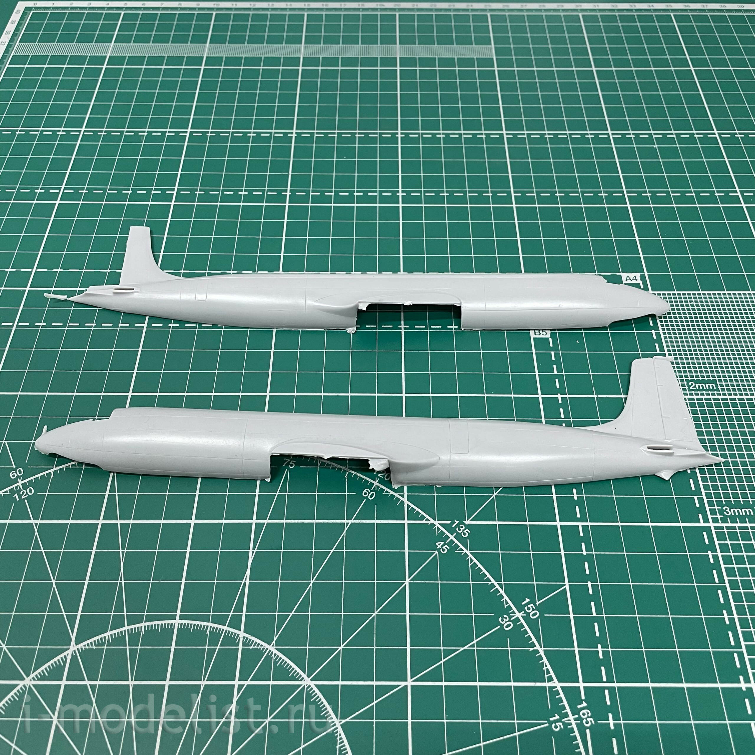301 Roden 1/144 DC-7C Pan American World Airways (PAA)