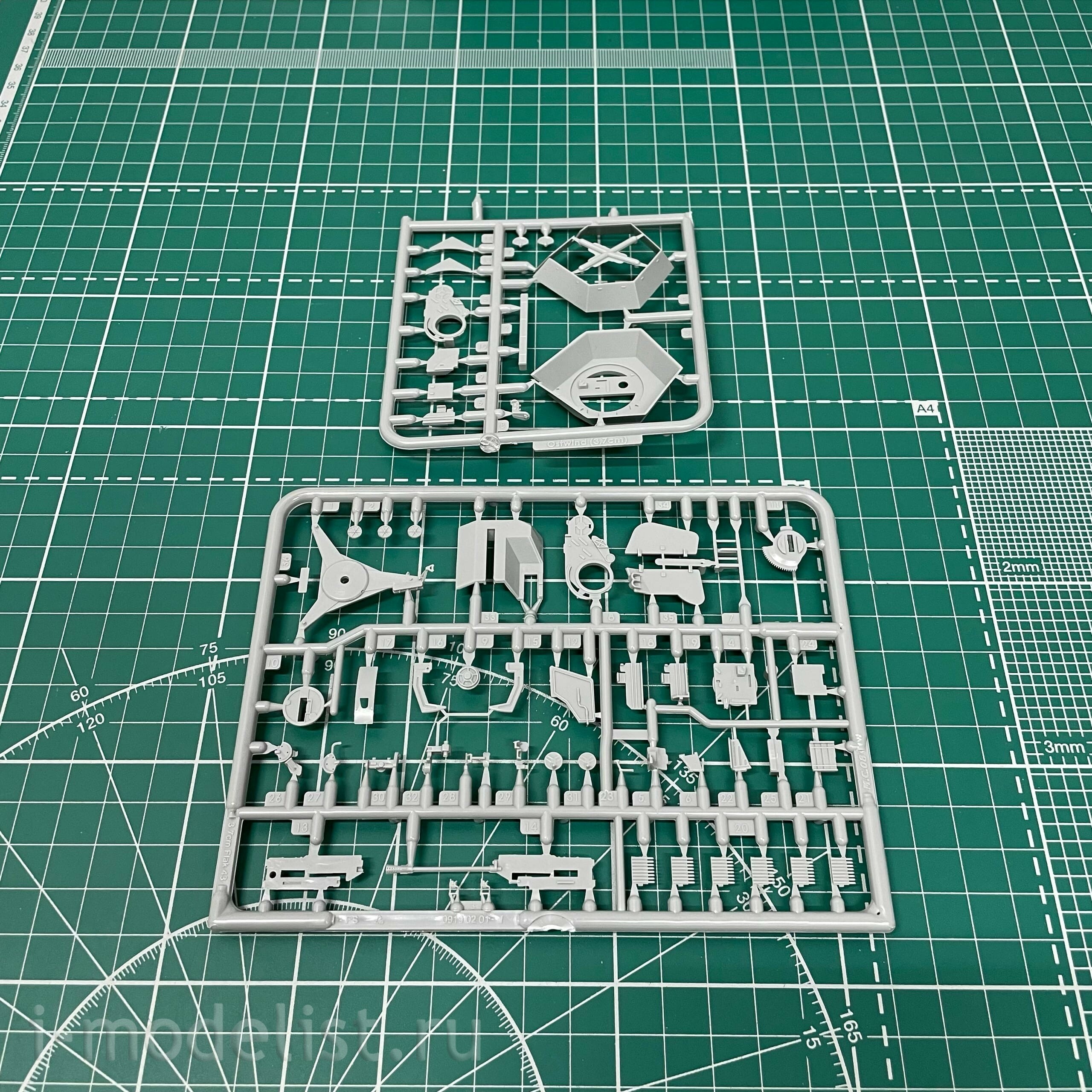 03286 Revell 1/72 self-Propelled gun mount Flakpanzer III