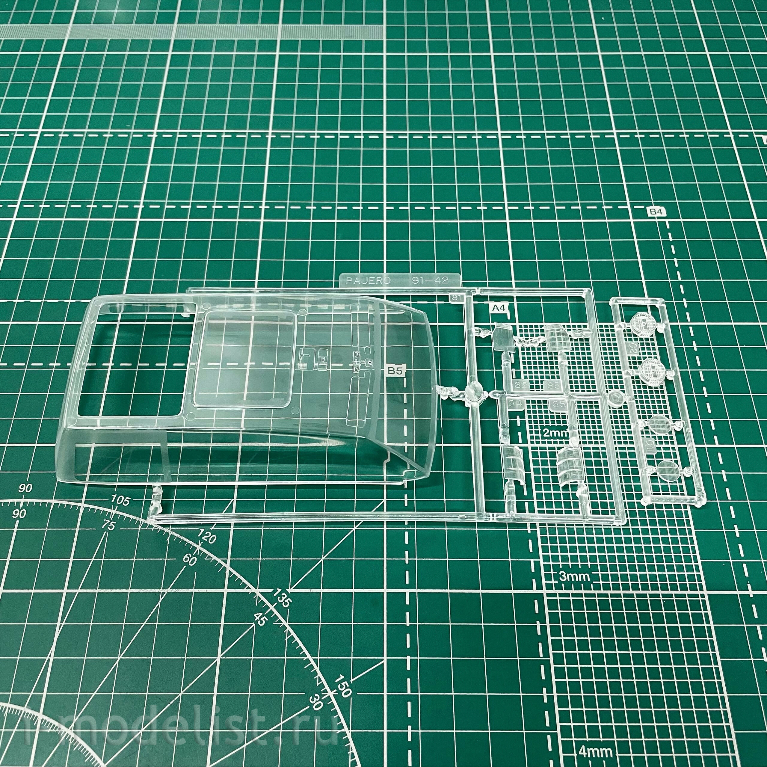 05710 Aoshima 1/24 Mitsubishi Pajero Super Exceed '91