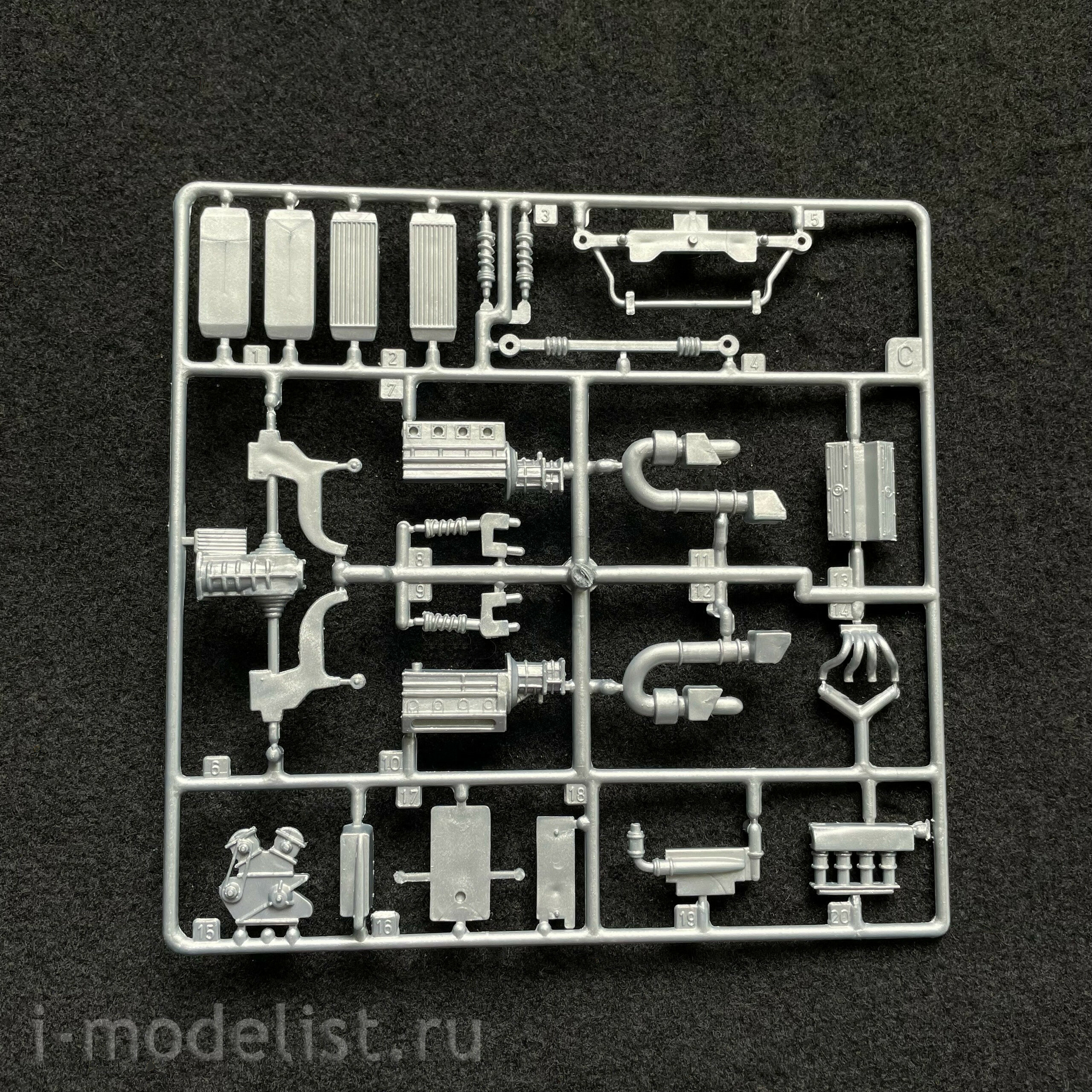 3626 Italeri 1/24 BMW 320 Group 5 Car