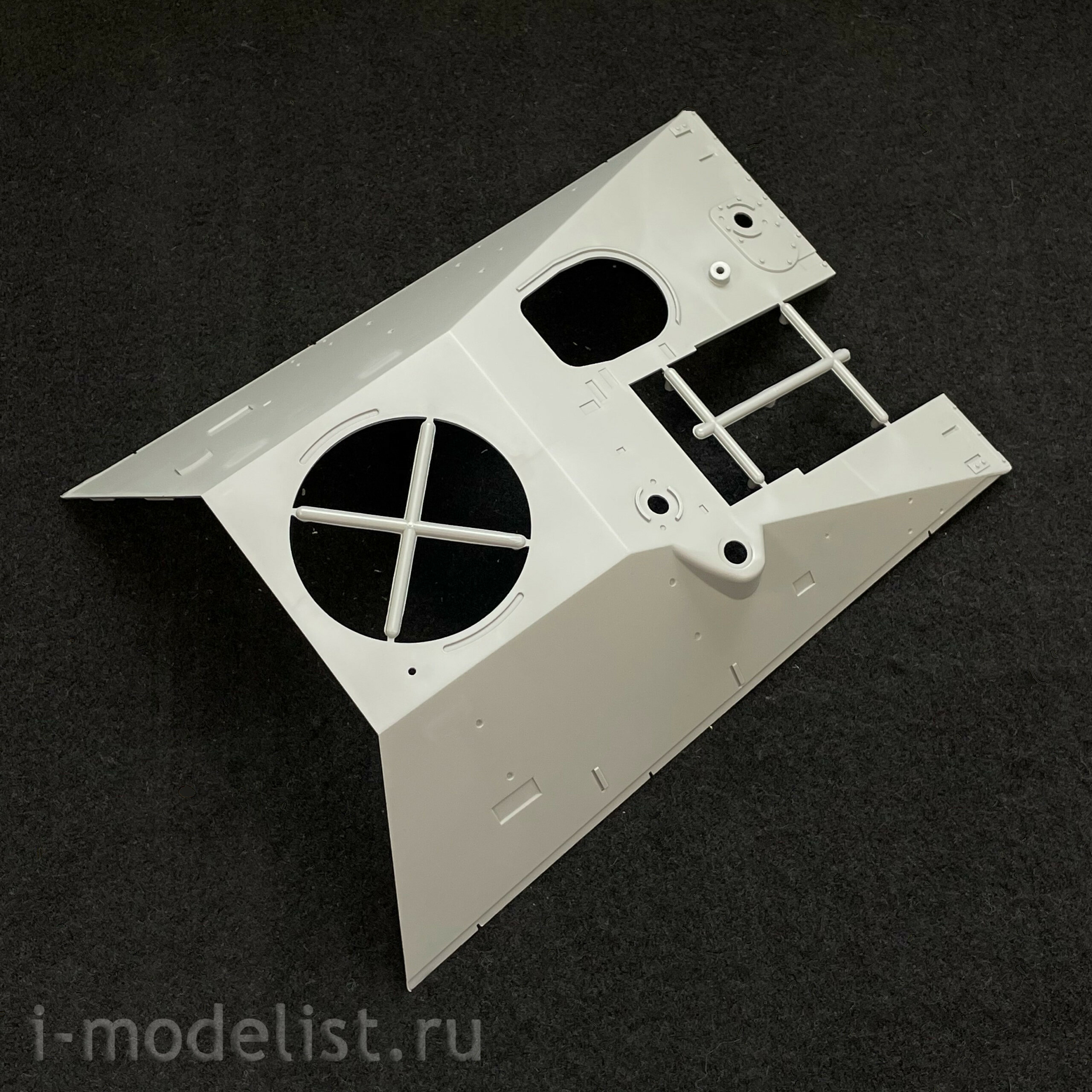 1019 Takom 1/16 ACS M50 Ontos