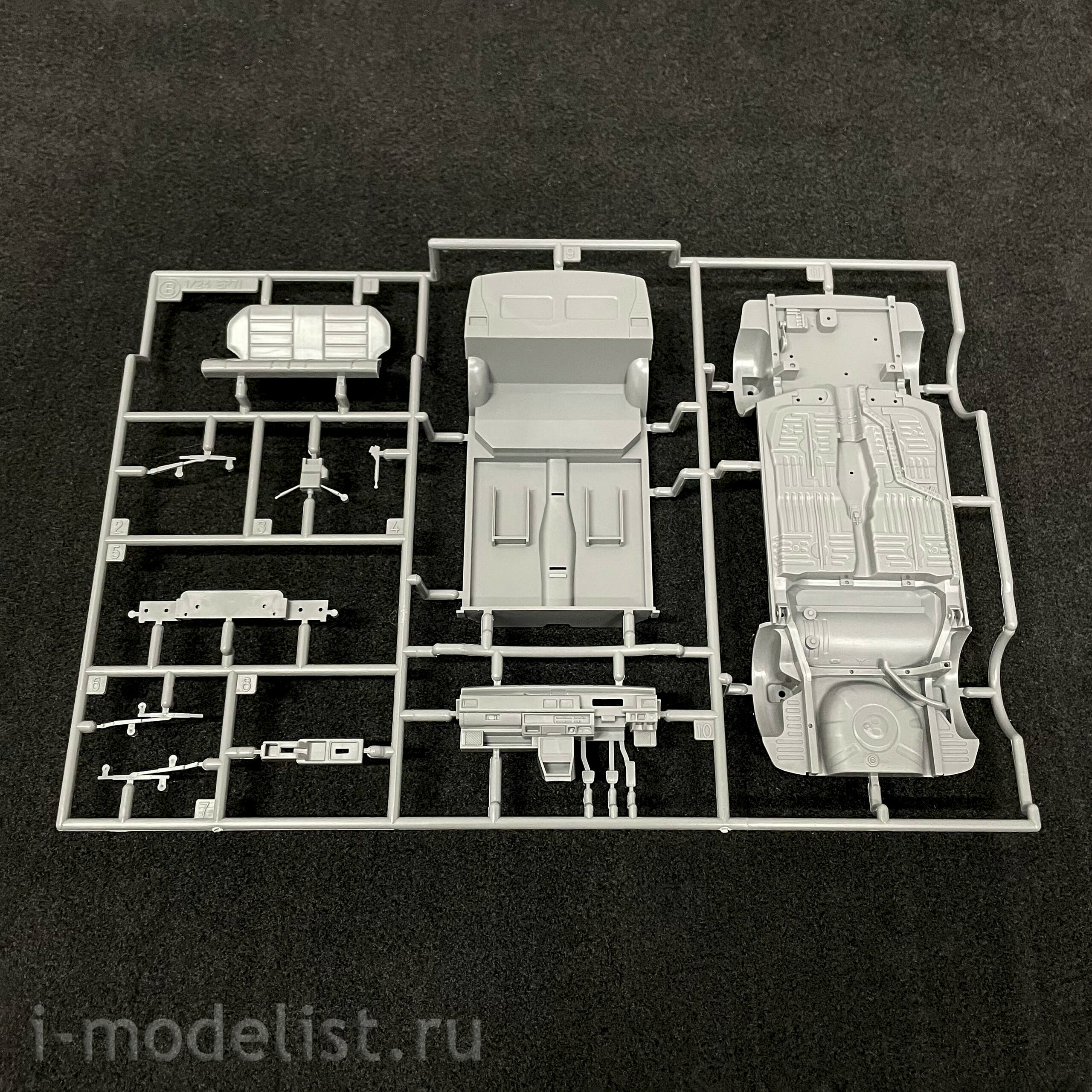 20559 Hasegawa 1/24 Toyota Zvezdalet EP71 Turbo-S (3door) Middle Version (1987)