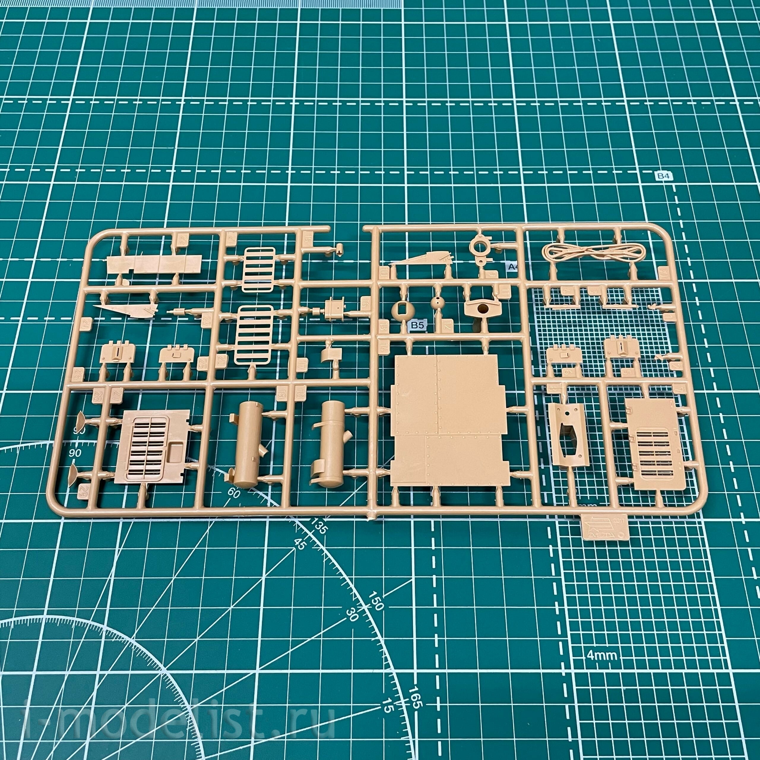3620 Zvezda 1/35 German medium tank T-IV (H)