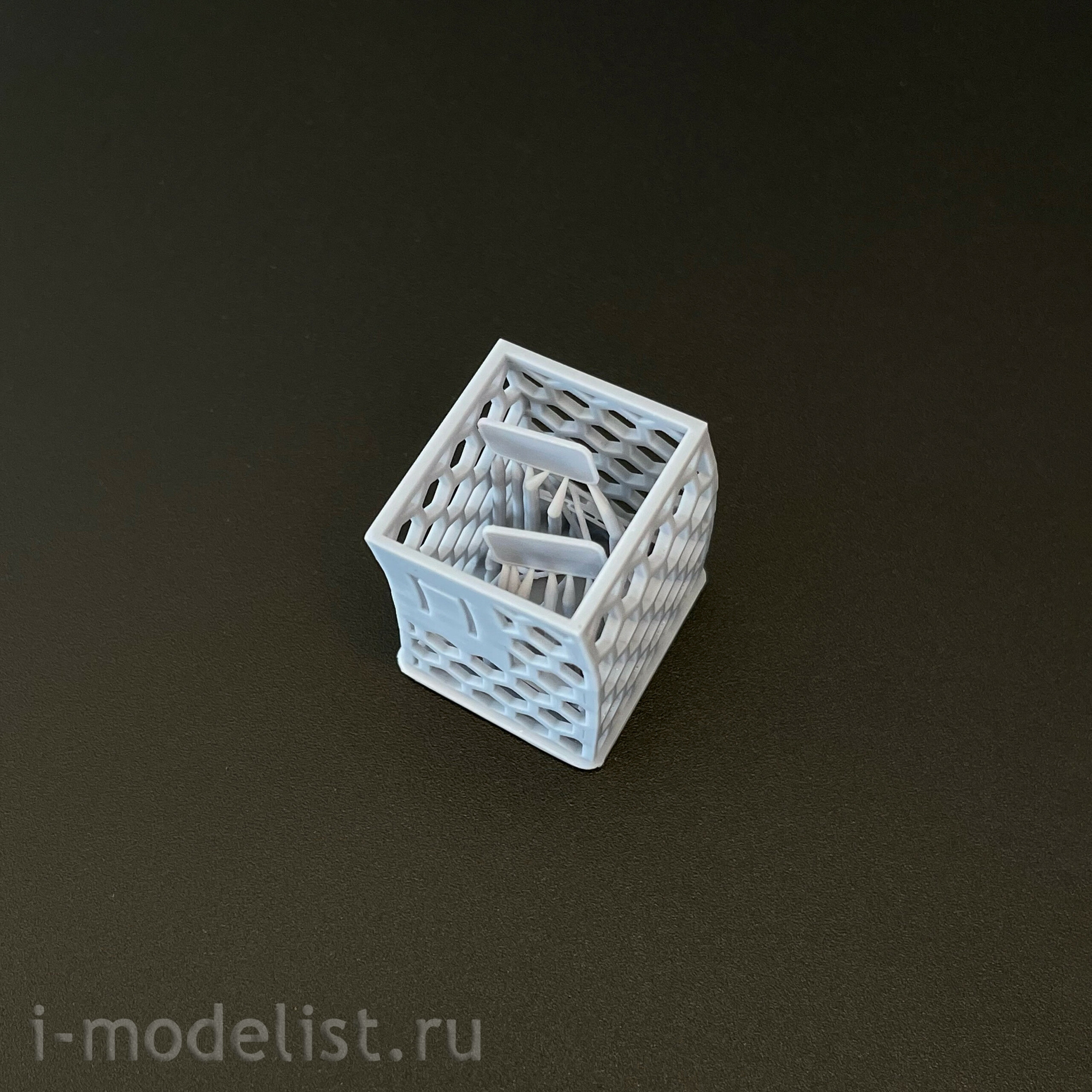 im35129 GE Models 1/35 Зеркала поздние и дворники для модели фирмы AVD Models