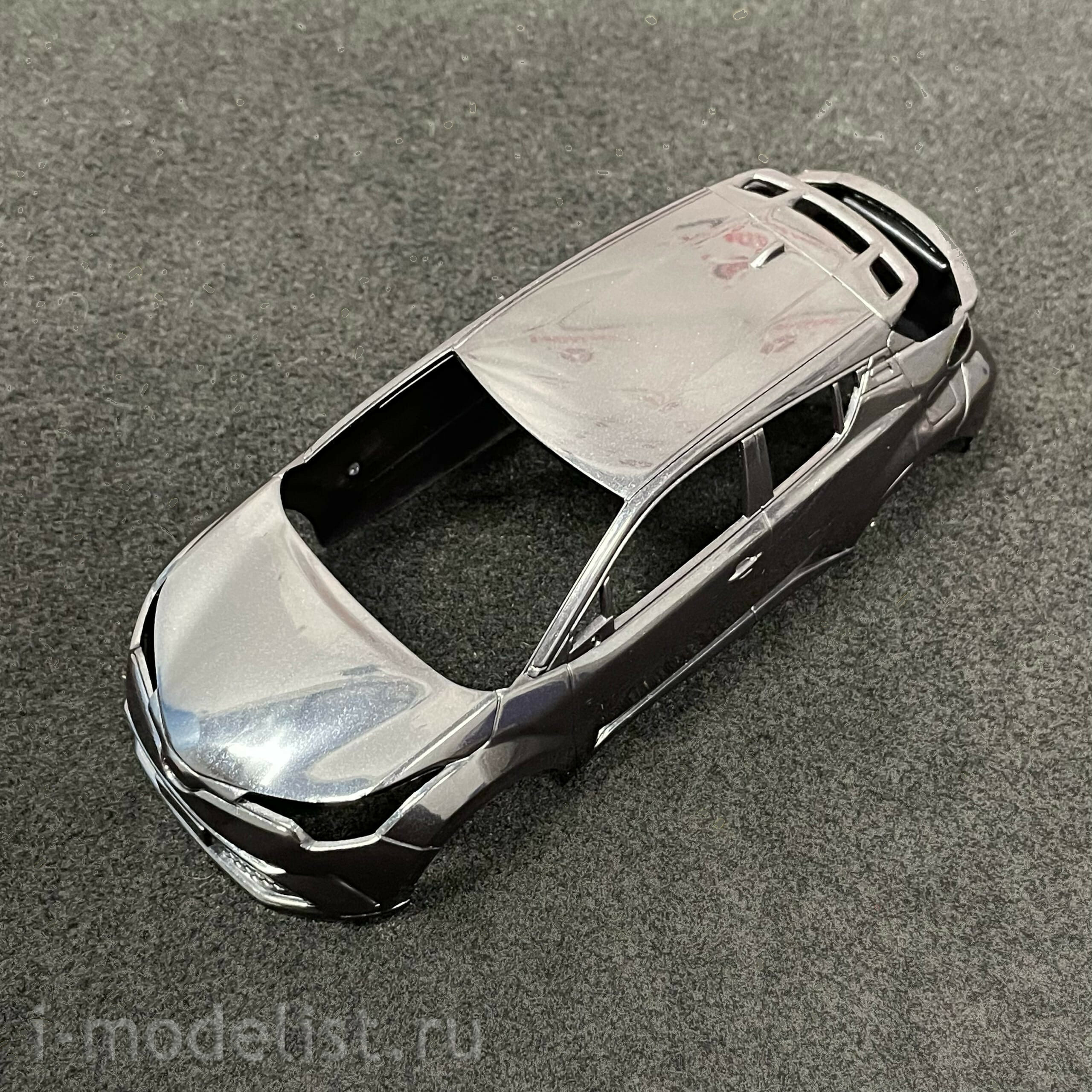 05635 Aoshima 1/32 Toyota C-HR Car (Black)