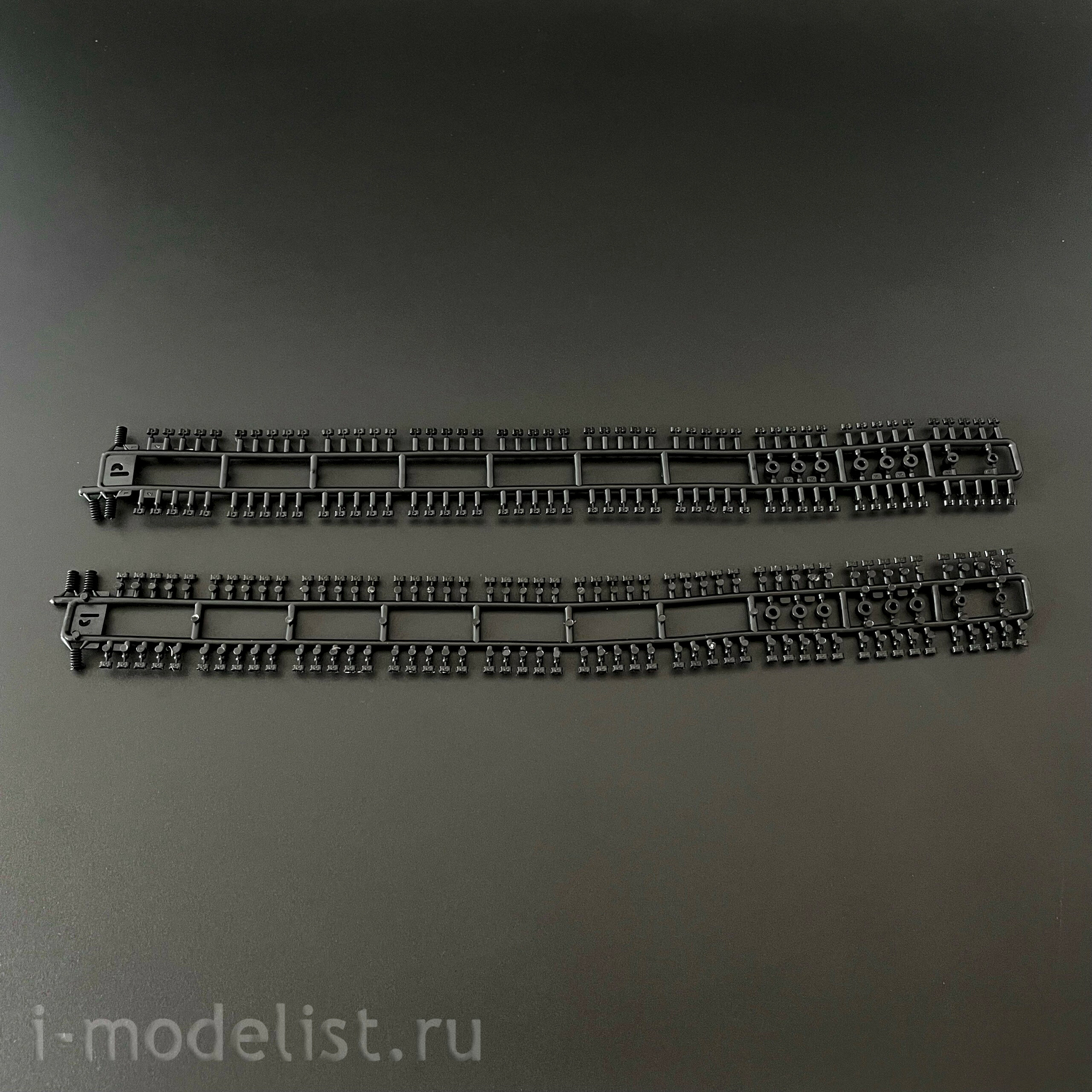 RM-5105 Rye Field Model 1/35 T-80U Main Battle Tank (licensed by Omsktransmash)