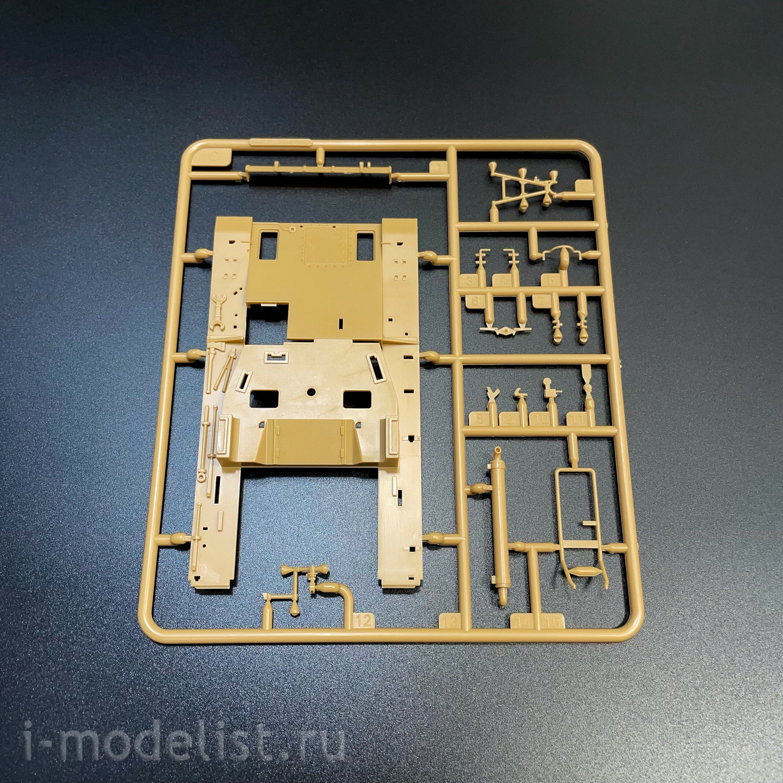 84835 Hobbyboss 1/48 Notмецкий прfromfromип Pz.Sfl.Iva Dicker Max