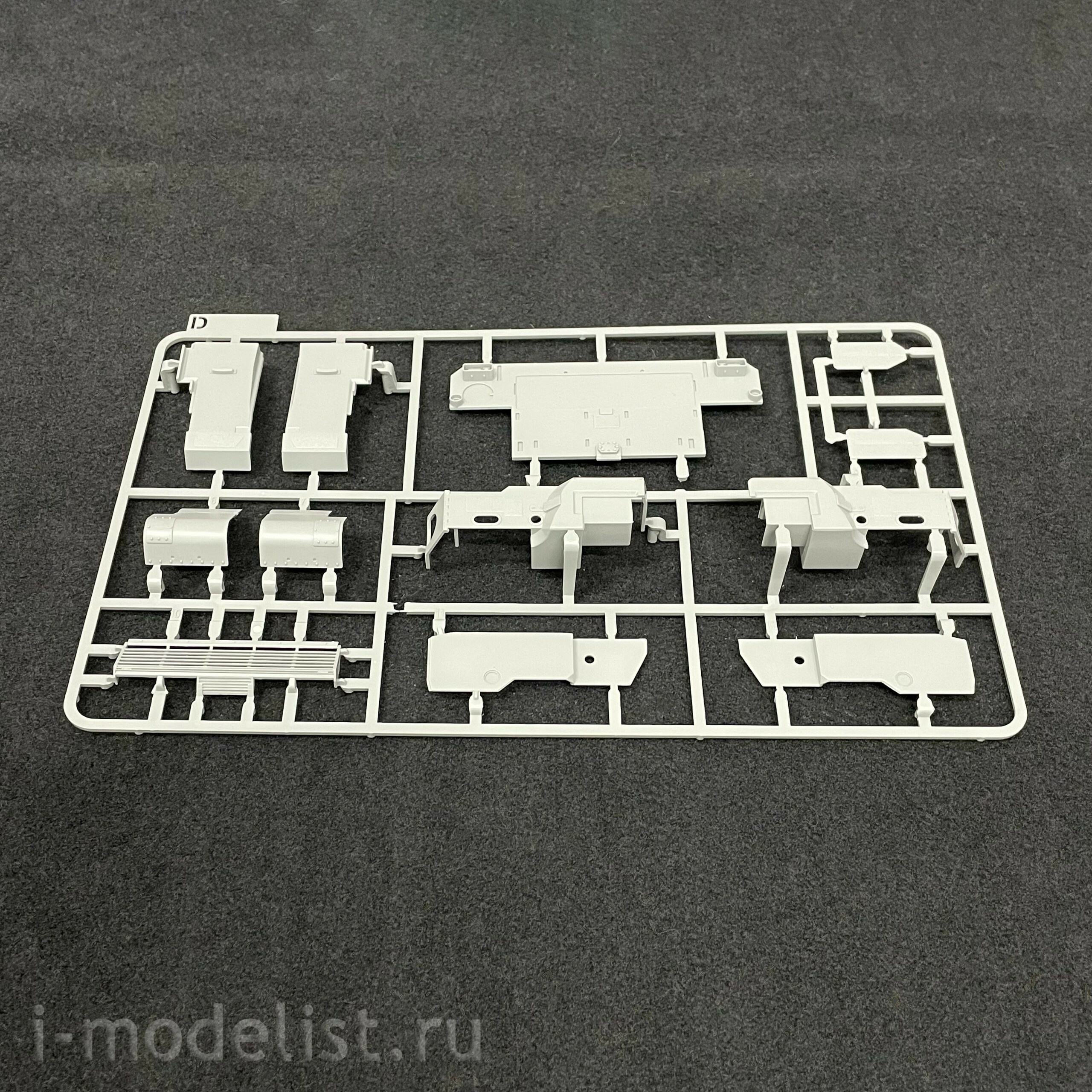2155 Takom 1/35 Self-propelled gun Versuchsträger VT 1-2