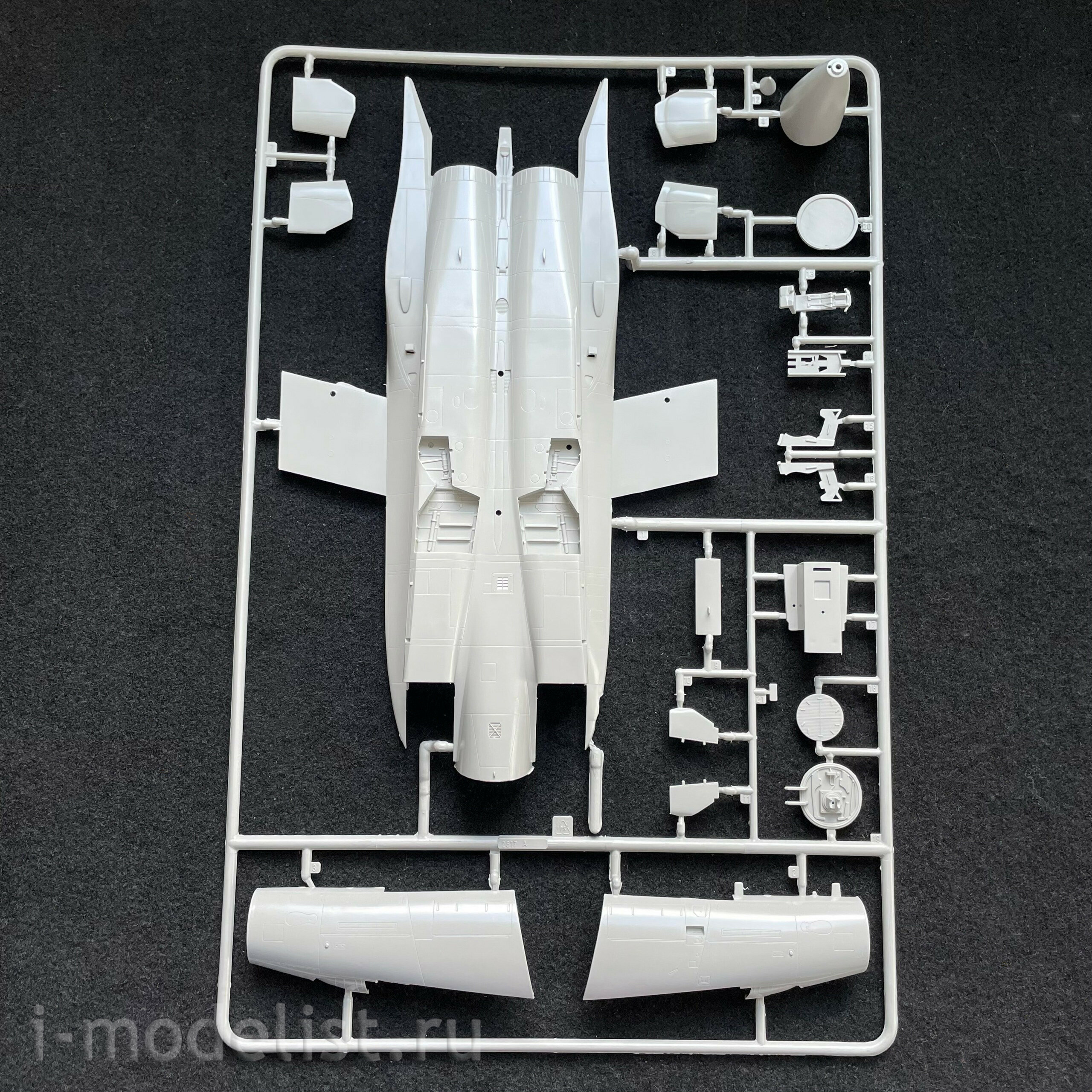 2803 Italeri 1/48 F-15E Strike Eagle Fighter