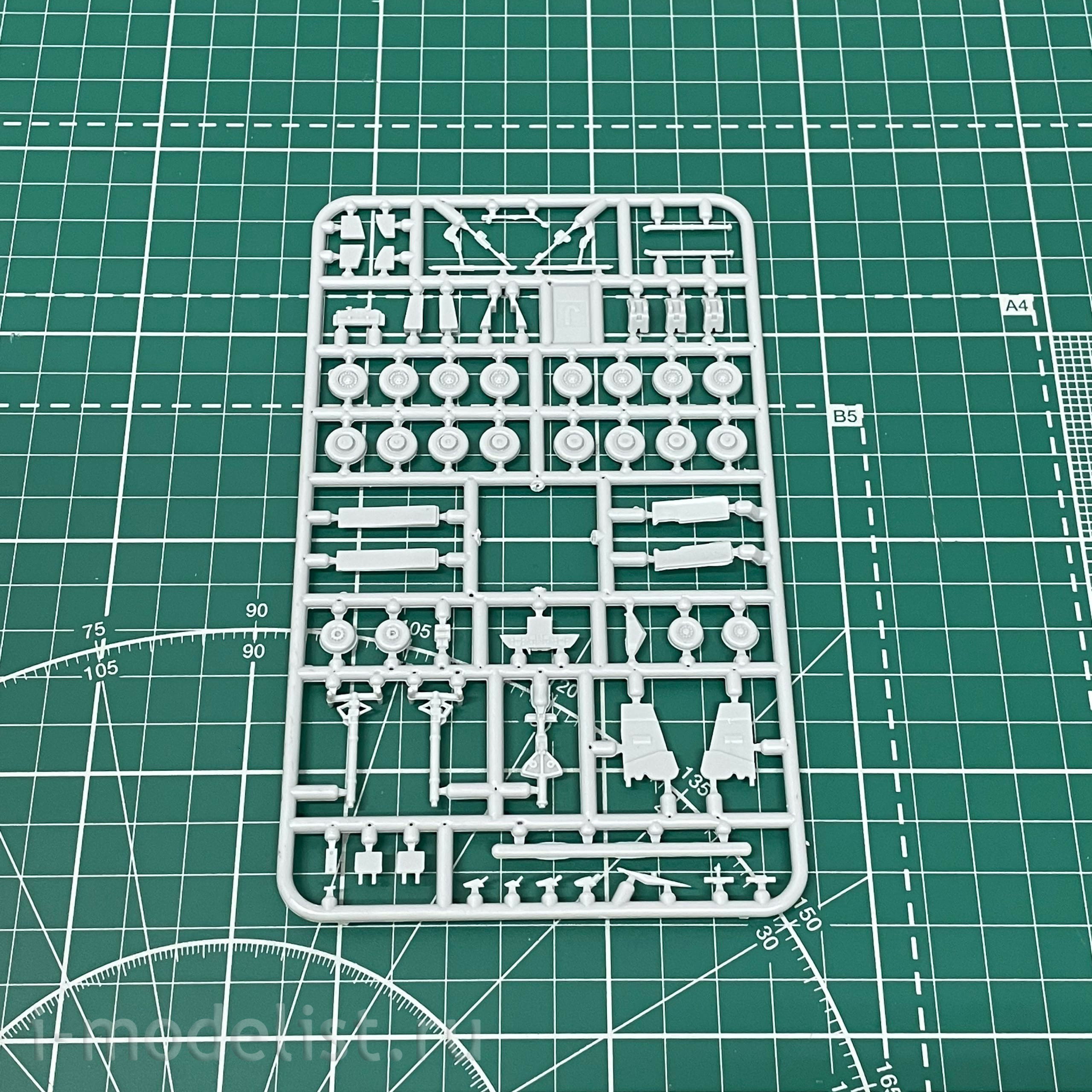 144146 Orient Express 1/144 Airliner A300 B4