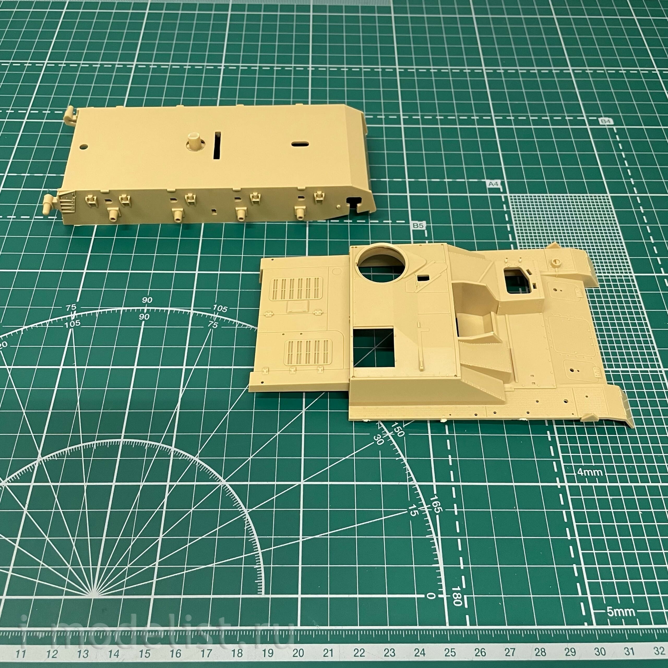 303504 Model 1/35 German assault gun IV Sturmgeshutz