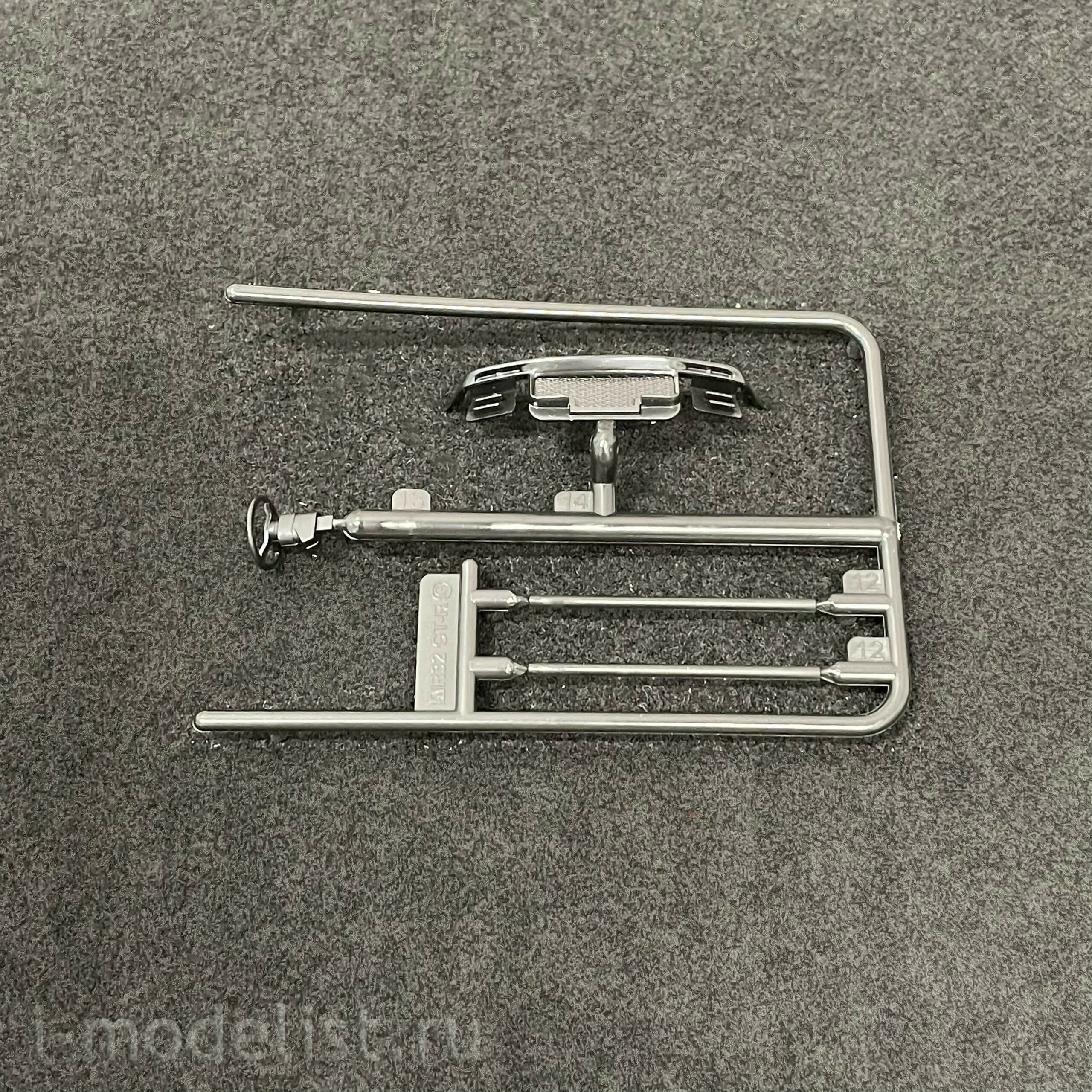 06356 Aoshima 1/32 Nissan R32 Skyline GT-R Car - Bright Silver (The Snap Kit)
