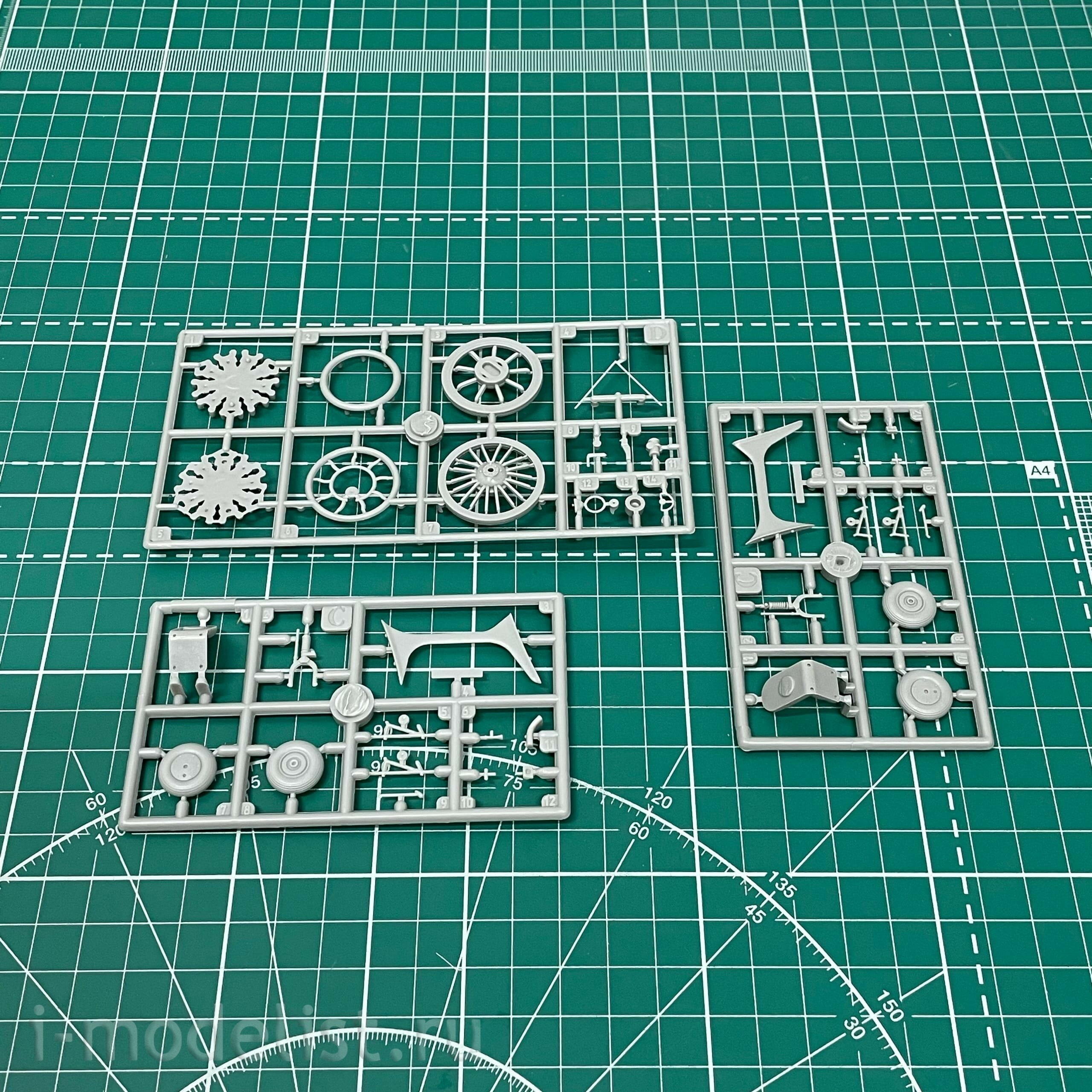 Roden 446 1/48 Beechcraft D17S