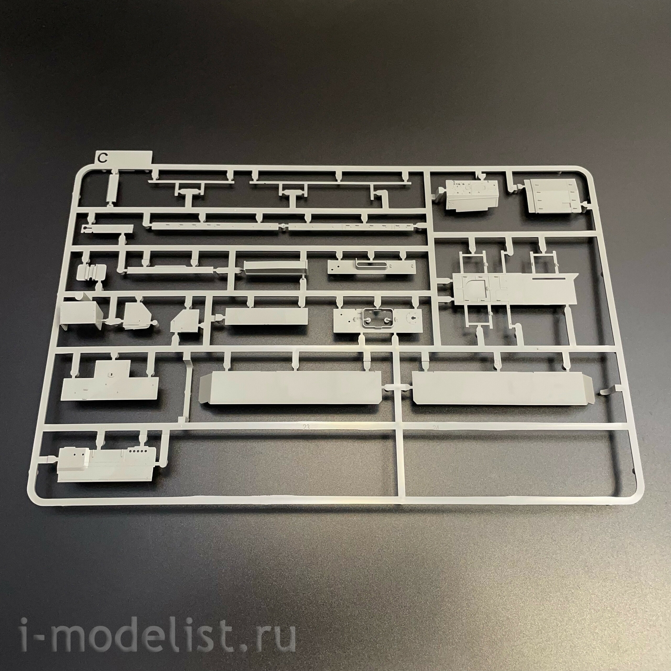 2193 Takom 1/35 Транспортер-амфибия для Арктических/Антарктических экспедиций M29 Weasel