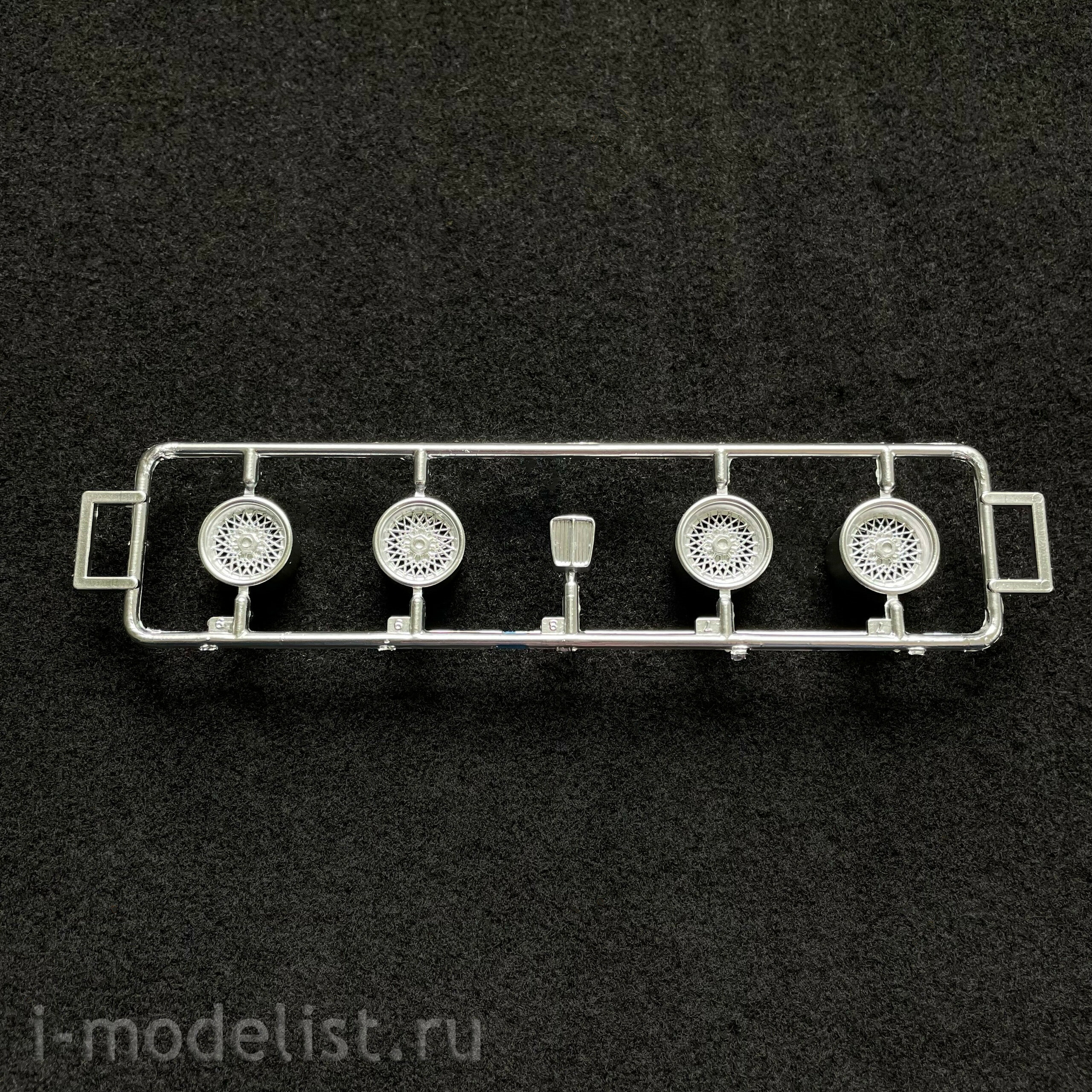 3626 Italeri 1/24 BMW 320 Group 5 Car