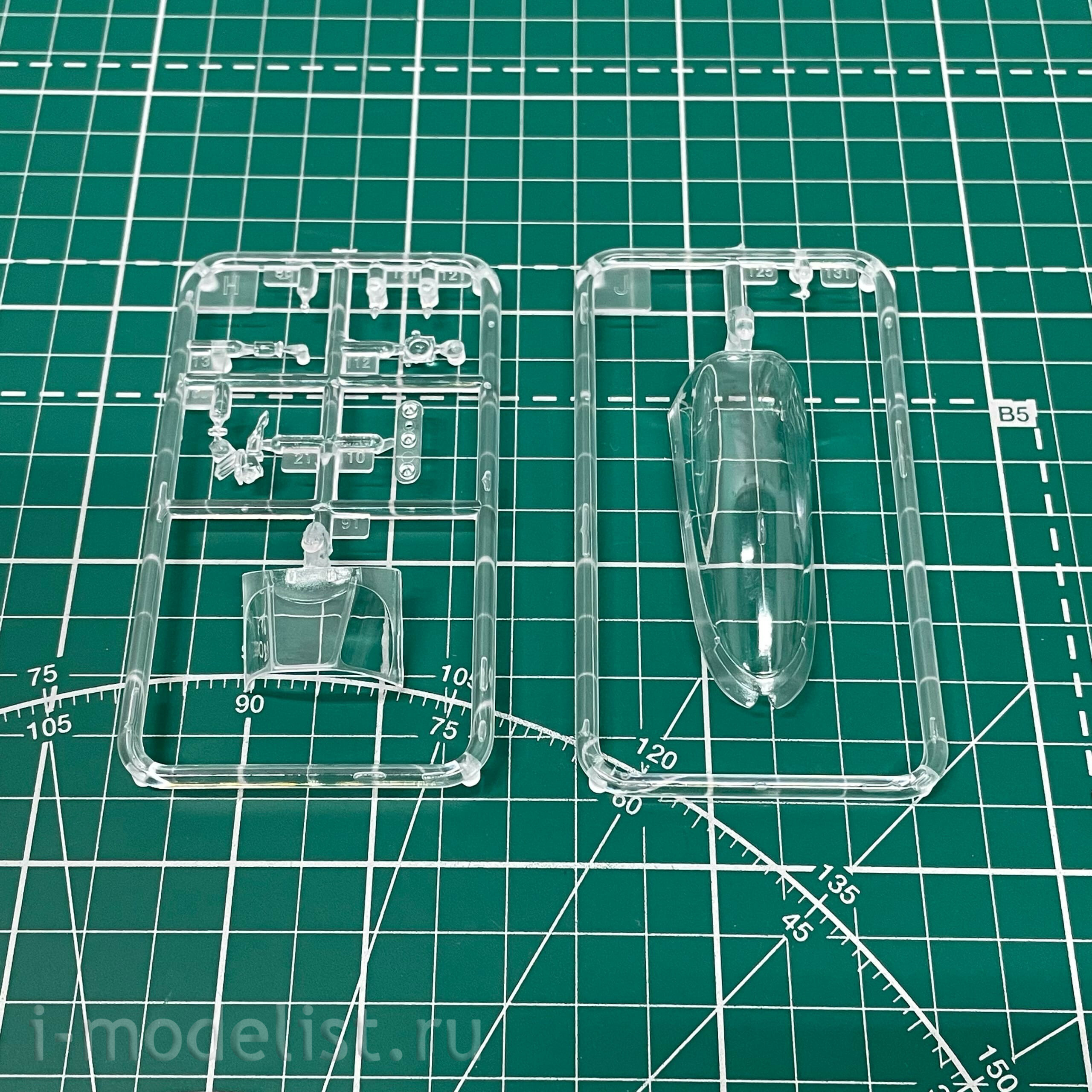 03944 Revell 1/32 p-51D-5NA Mustang Fighter