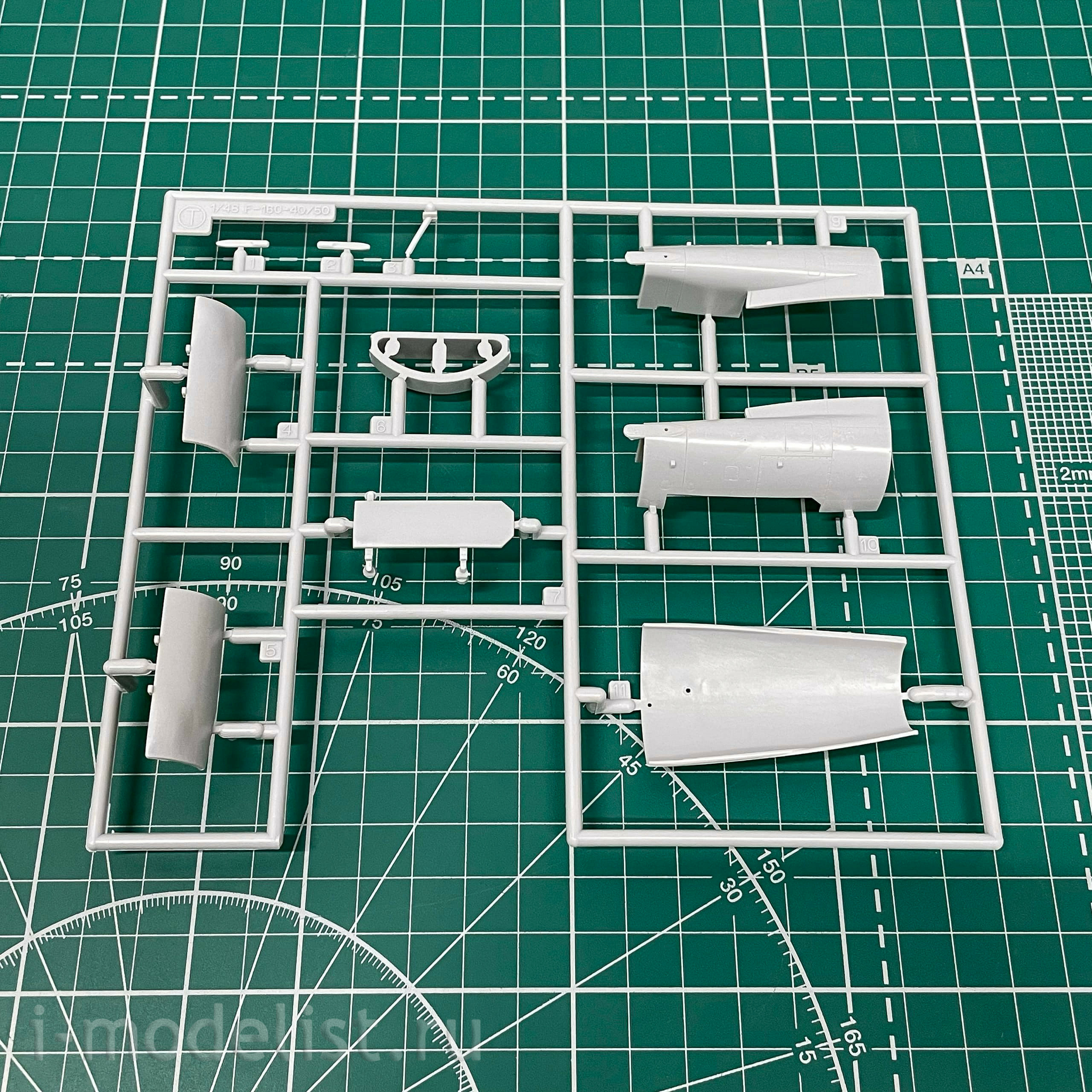 07232 Hasegawa 1/48 F16CJ Fighting Falcon Misawa Japan