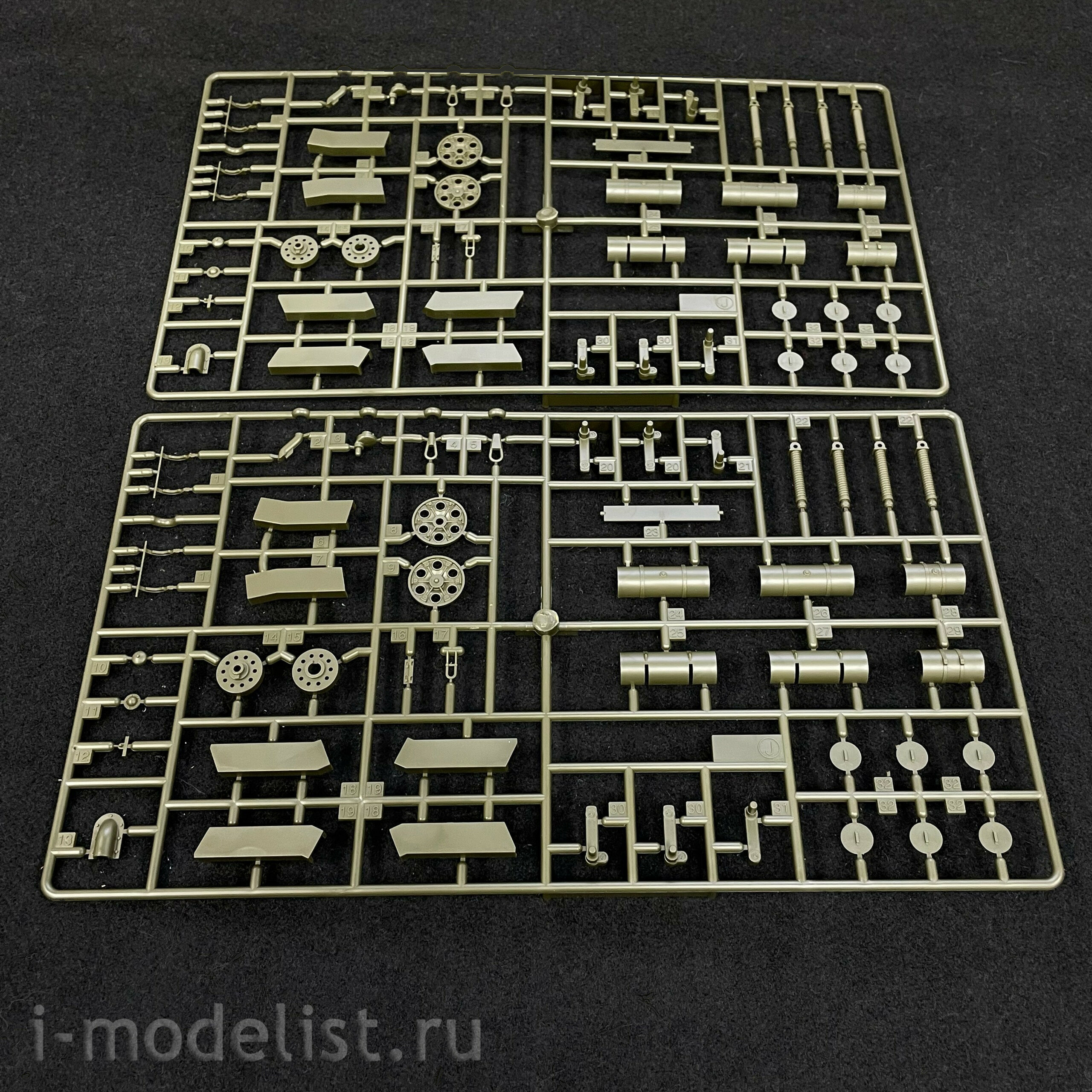 13505 Academy 1/35 Tank USSR 34/76 