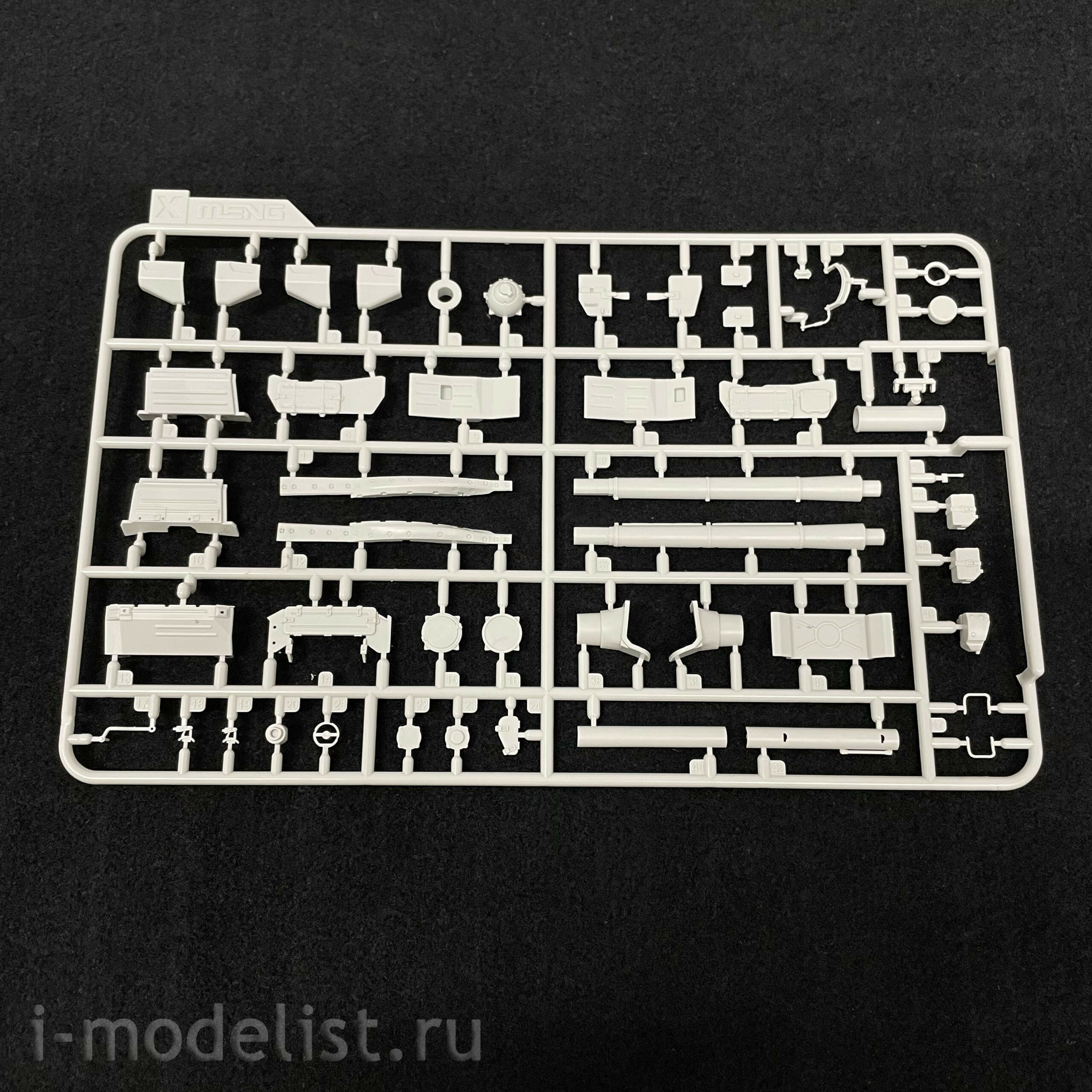 TS-053 Meng 1/35 Russian T-72B3M main battle Tank with KMT-8 minesweeper (licensed by UVZ)