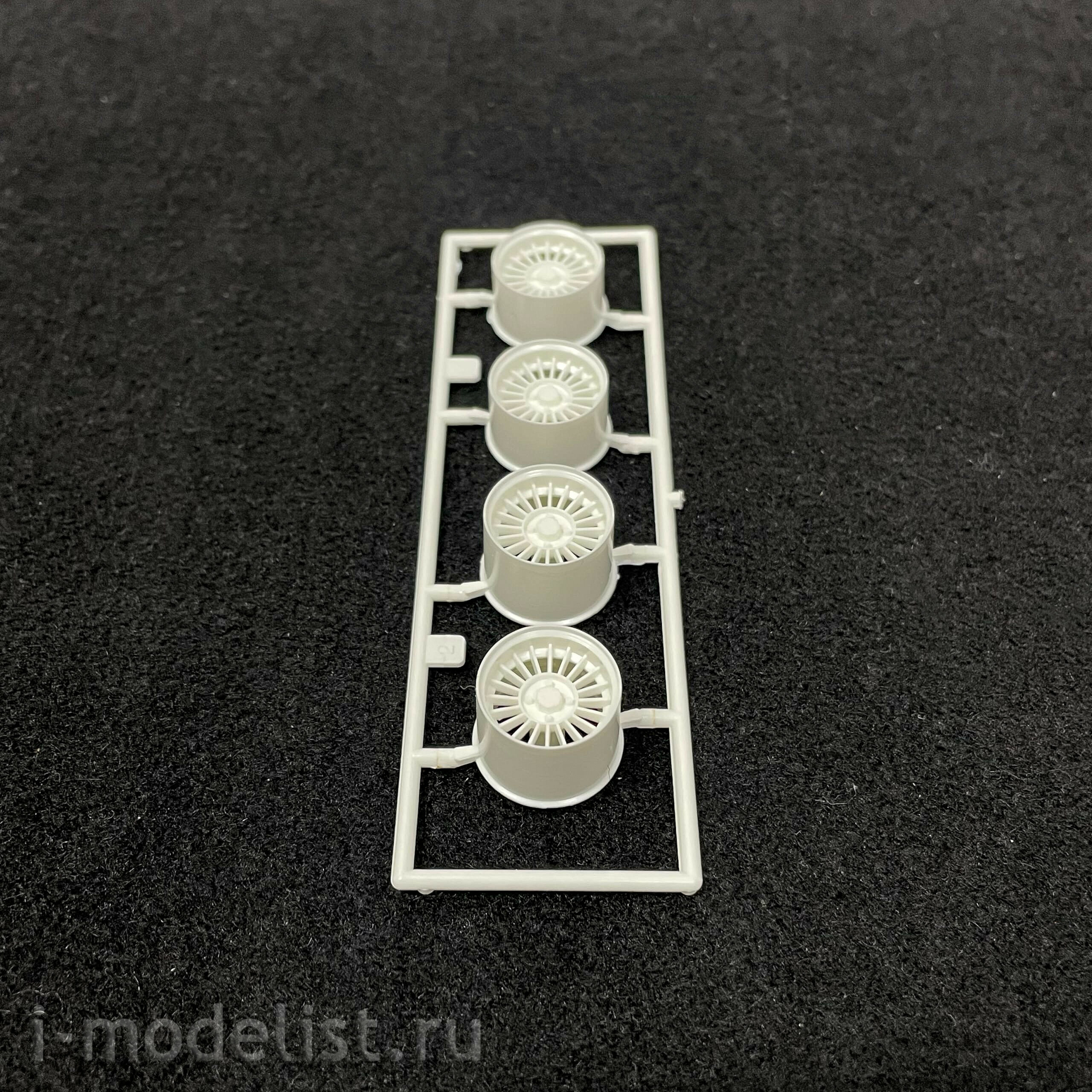 12683 Fujimi 1/24 BMW E30 325i