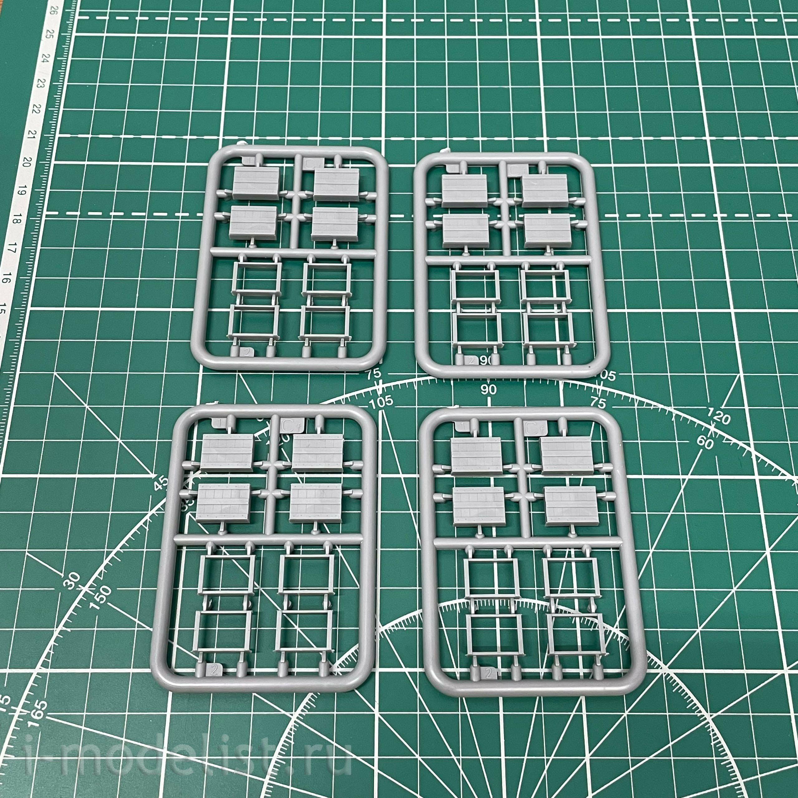 35628 MiniArt 1/35 Wooden Fruit Crates