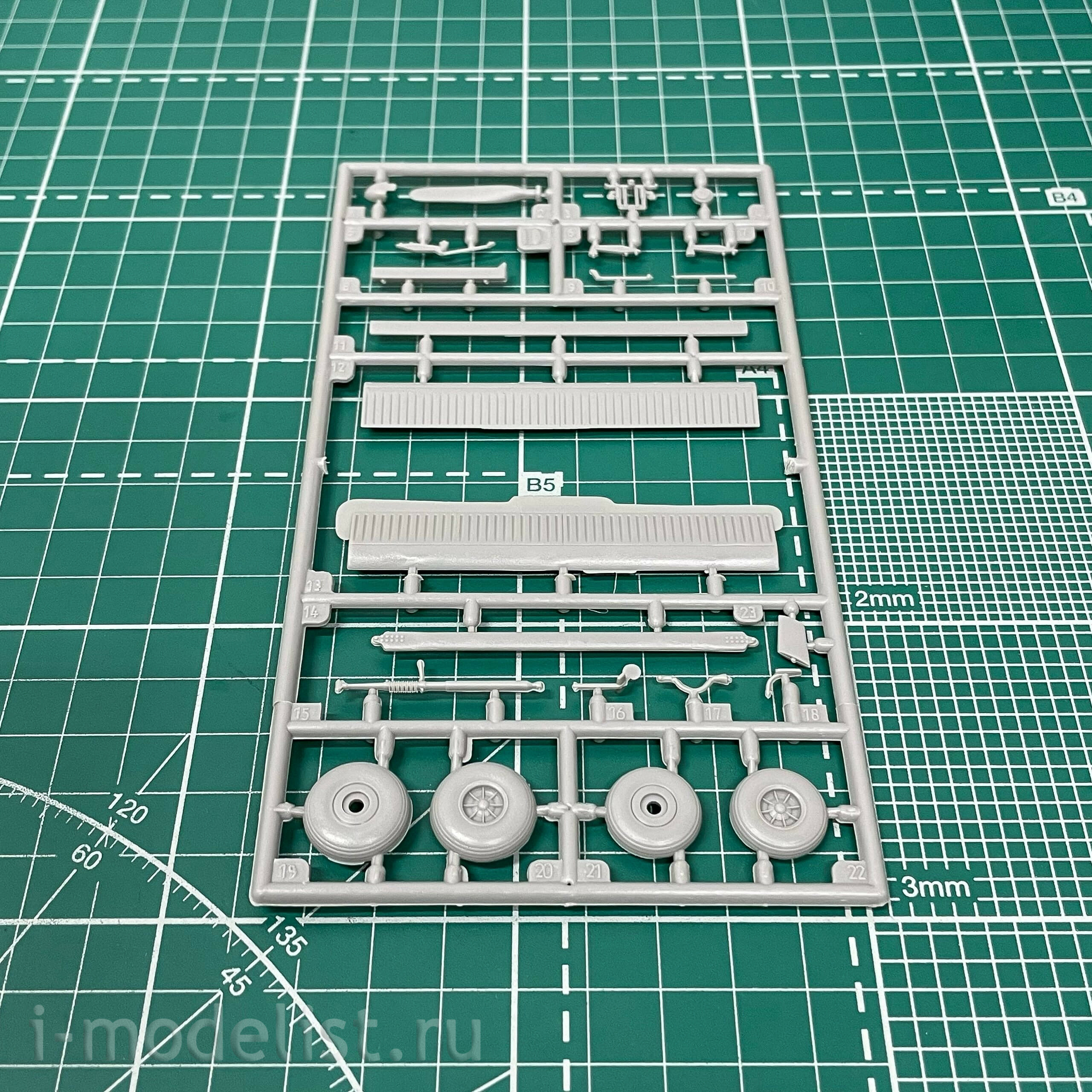 449 Roden 1/48 