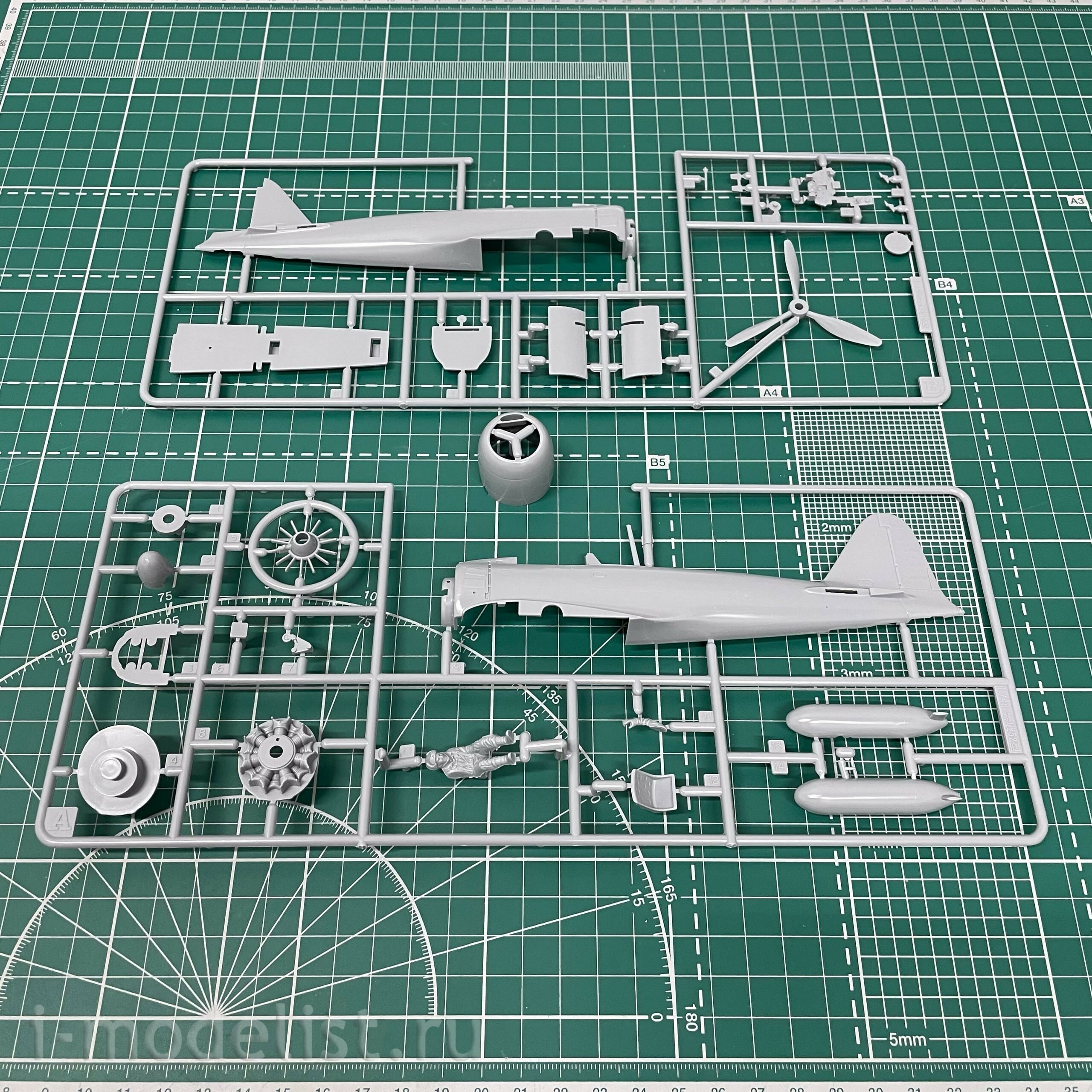09123 Hasegawa 1/48 A6M5 Zero Type 52 Aircraft (ZEKE)