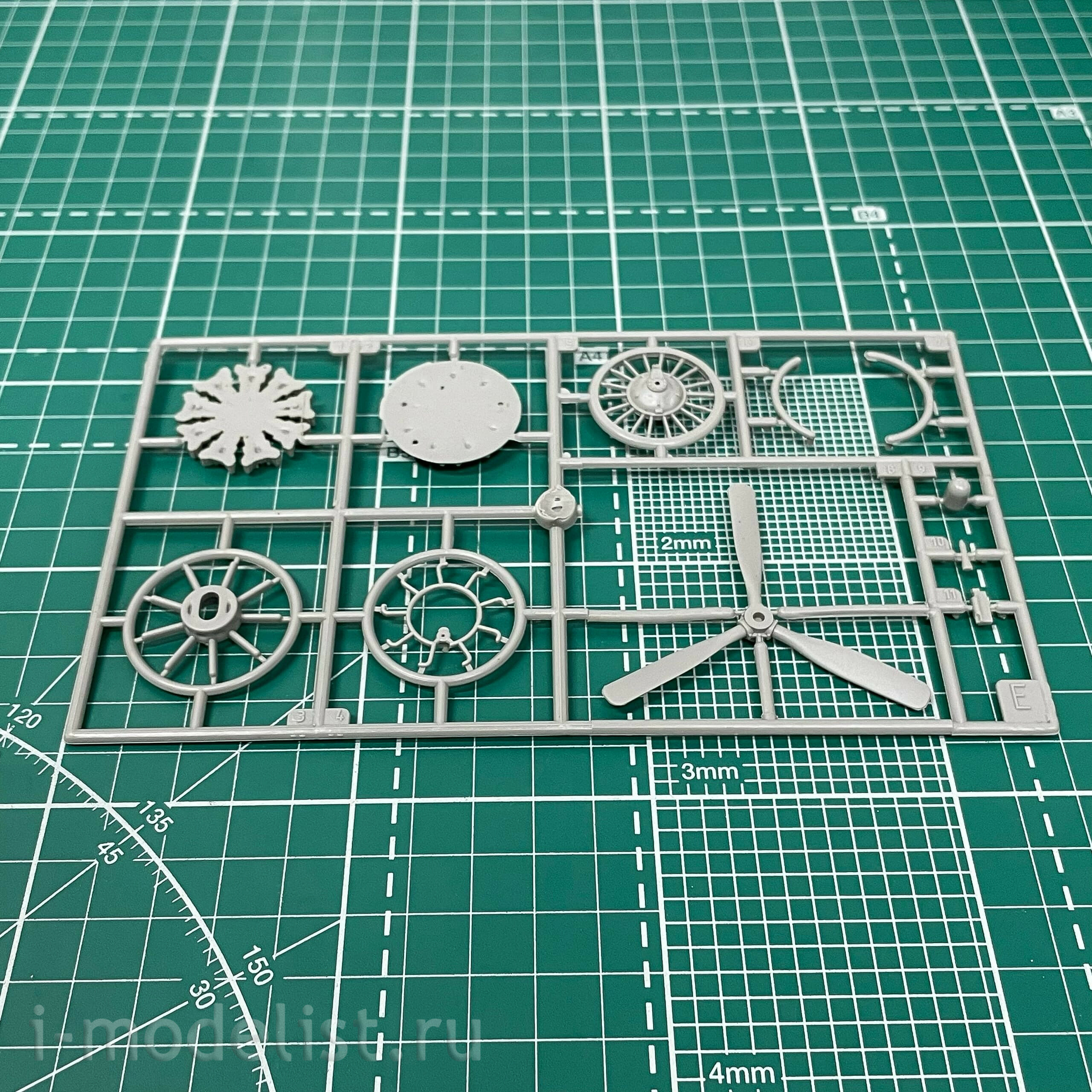 450 Roden 1/48 T-28D Trojan 