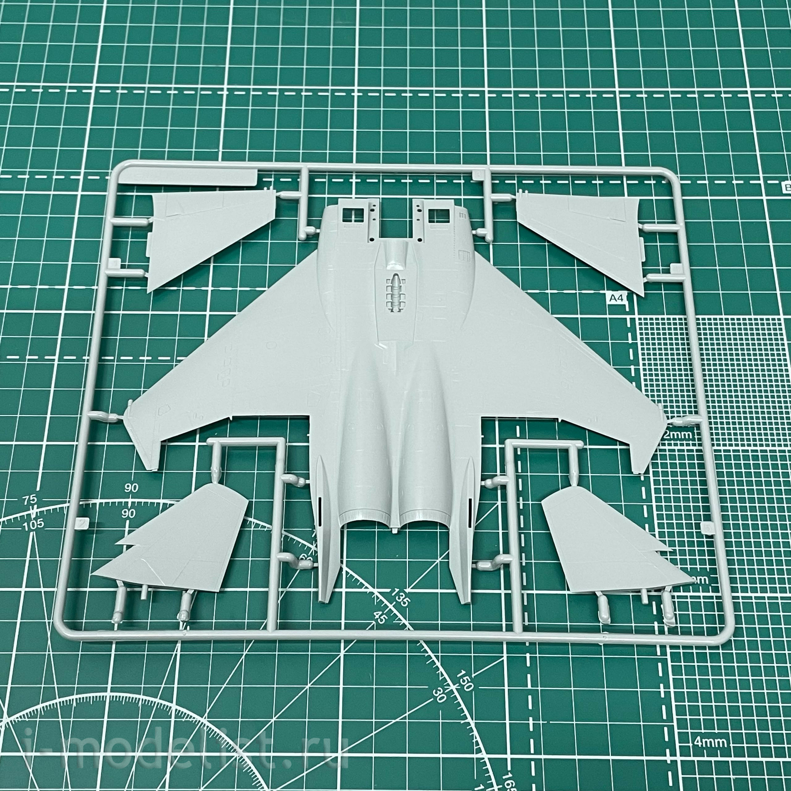 S7201 Great Wall Hobby 1/72 Aircraft F-15E 75th D-Day Anniversary