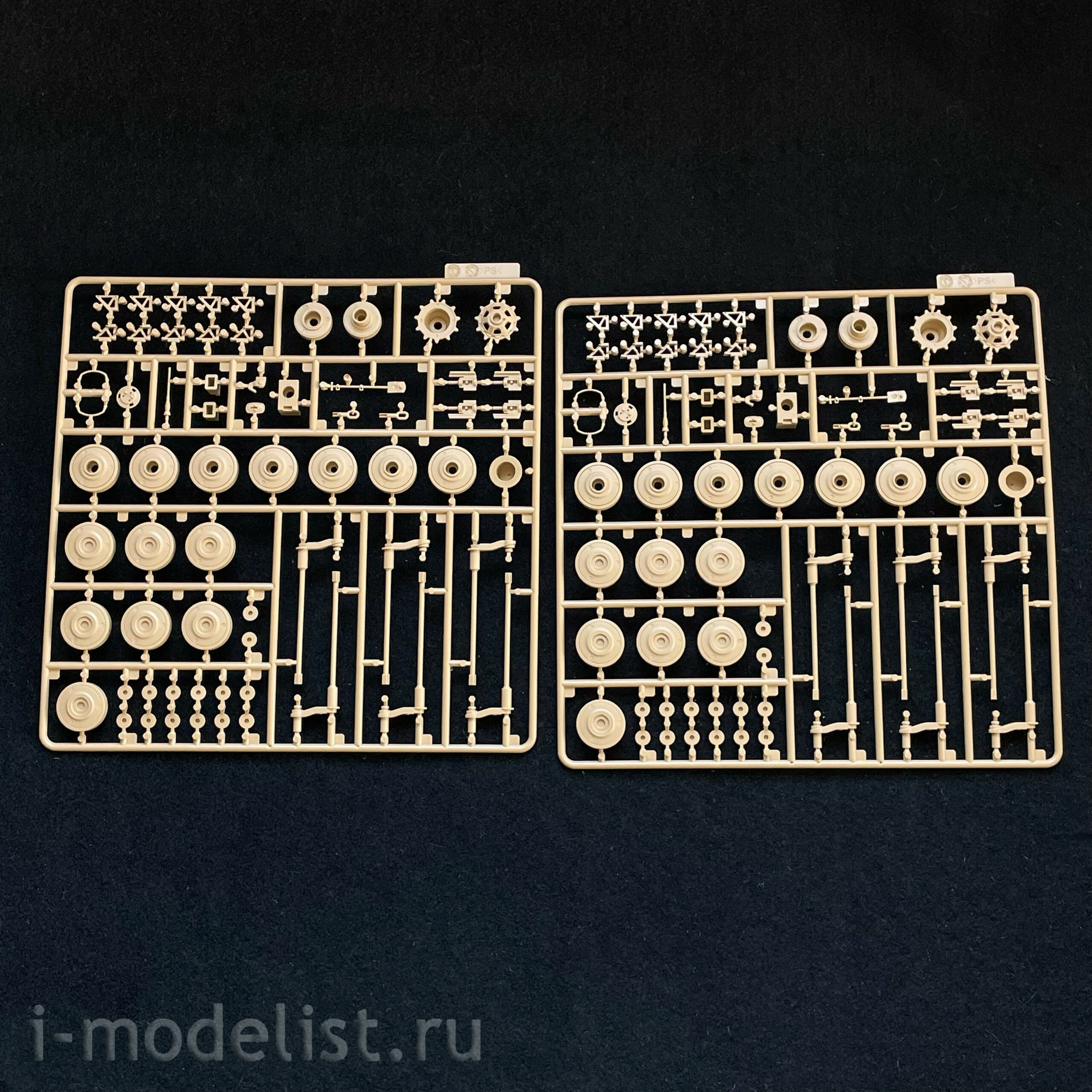 4613 Tiger Models 1/35 German Leopard II Revolution Battle Tank
